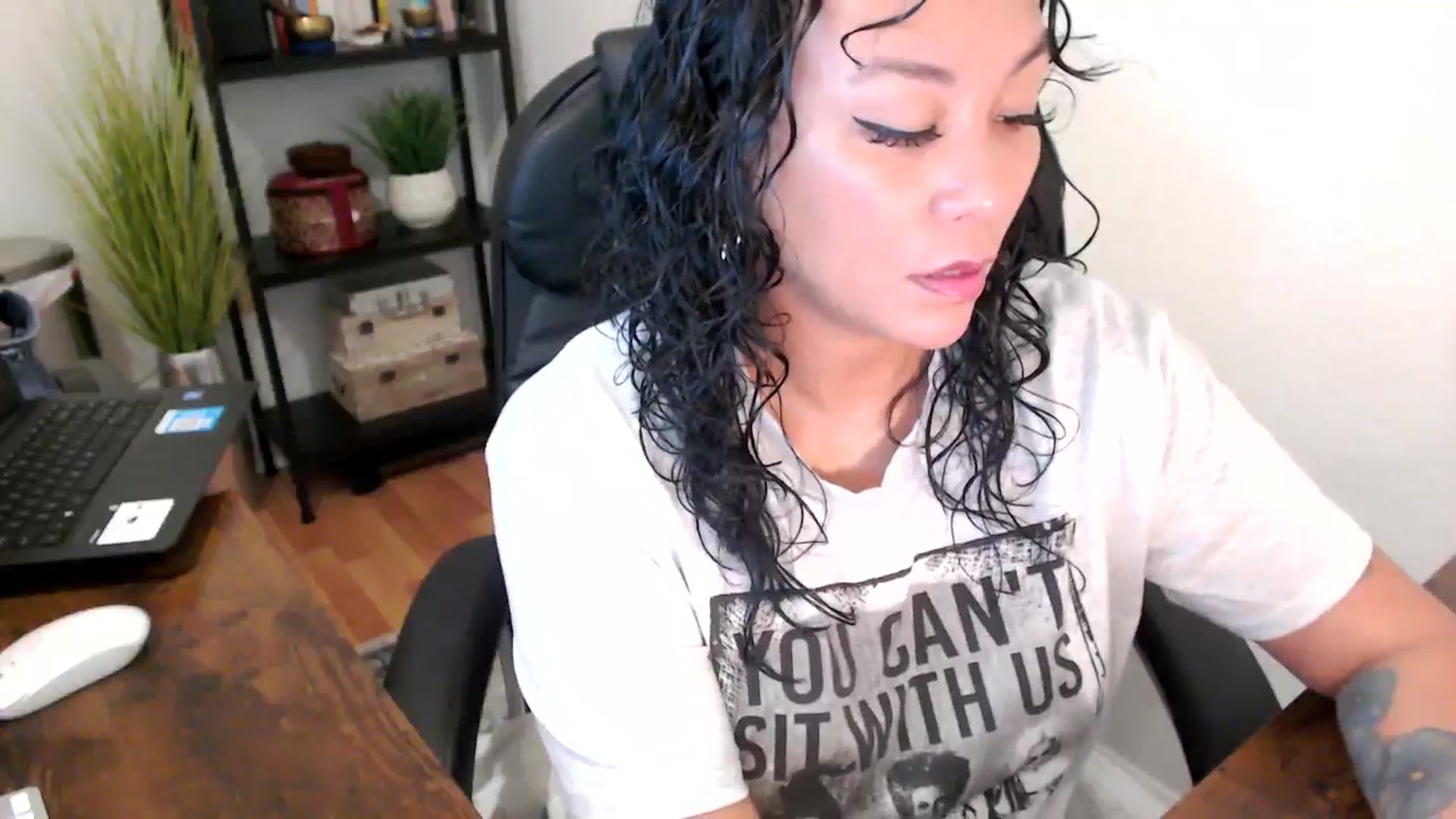 Gallery image thumbnail from MickaylaMinx's myfreecams stream on, 09/13/2024, 16:04 image 3 of 20