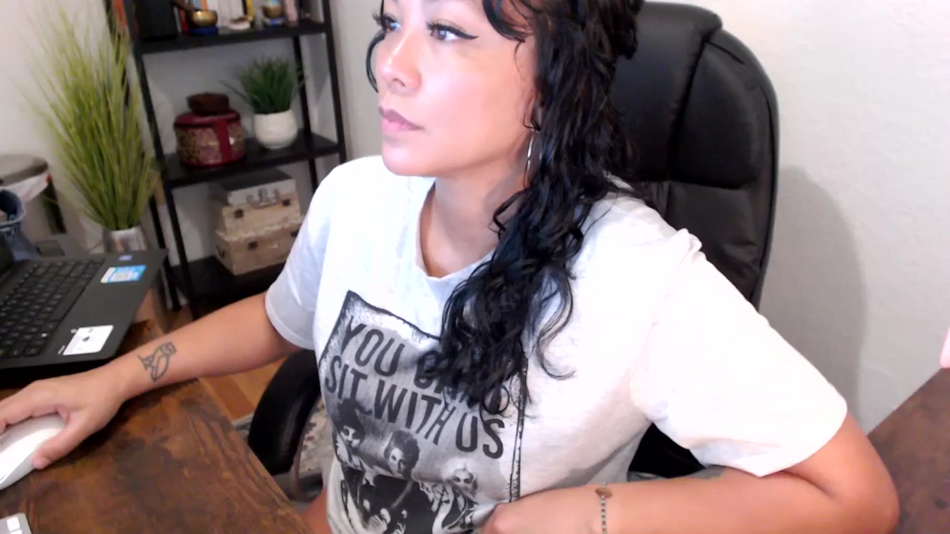 Gallery image thumbnail from MickaylaMinx's myfreecams stream on, 09/13/2024, 16:48 image 16 of 20