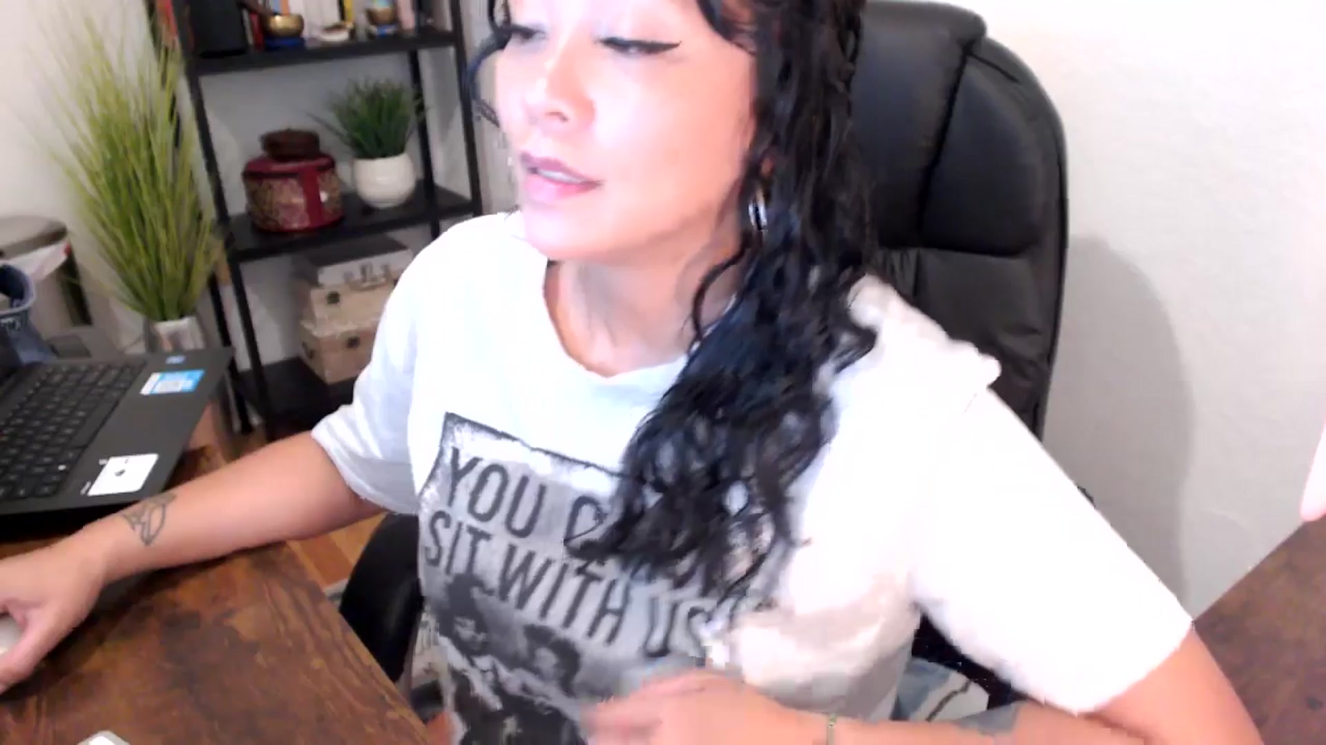 Gallery image thumbnail from MickaylaMinx's myfreecams stream on, 09/13/2024, 16:48 image 20 of 20