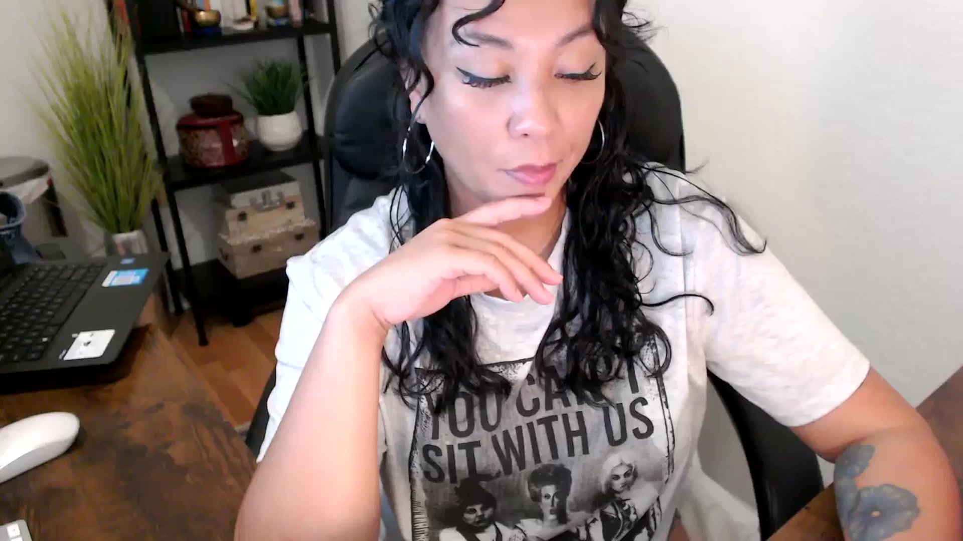 Gallery image thumbnail from MickaylaMinx's myfreecams stream on, 09/13/2024, 16:48 image 4 of 20
