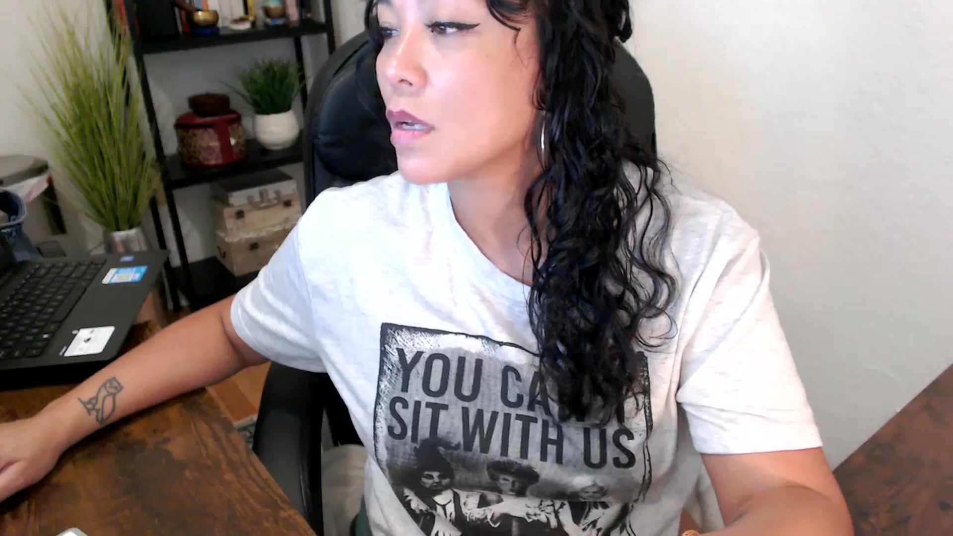 Gallery image thumbnail from MickaylaMinx's myfreecams stream on, 09/13/2024, 17:51 image 2 of 20