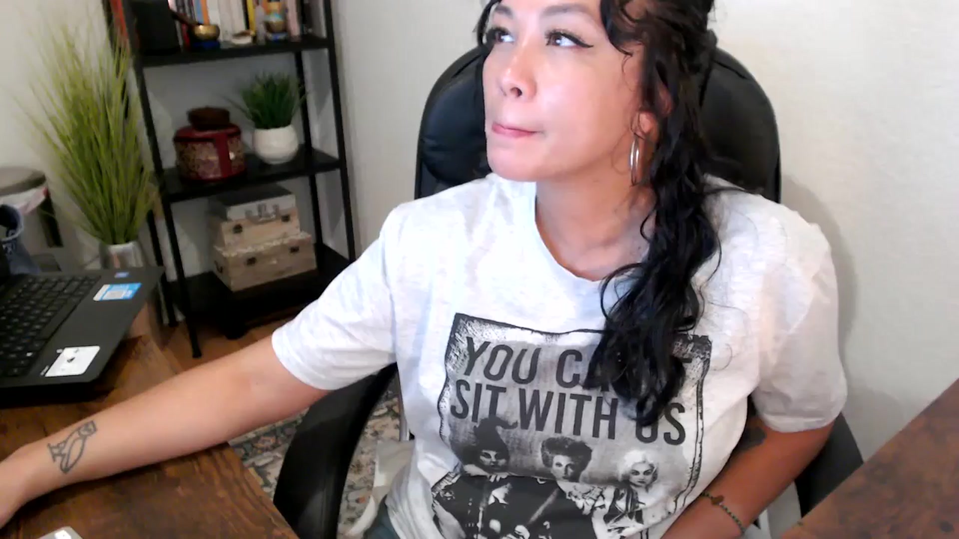 Gallery image thumbnail from MickaylaMinx's myfreecams stream on, 09/13/2024, 19:52 image 7 of 20
