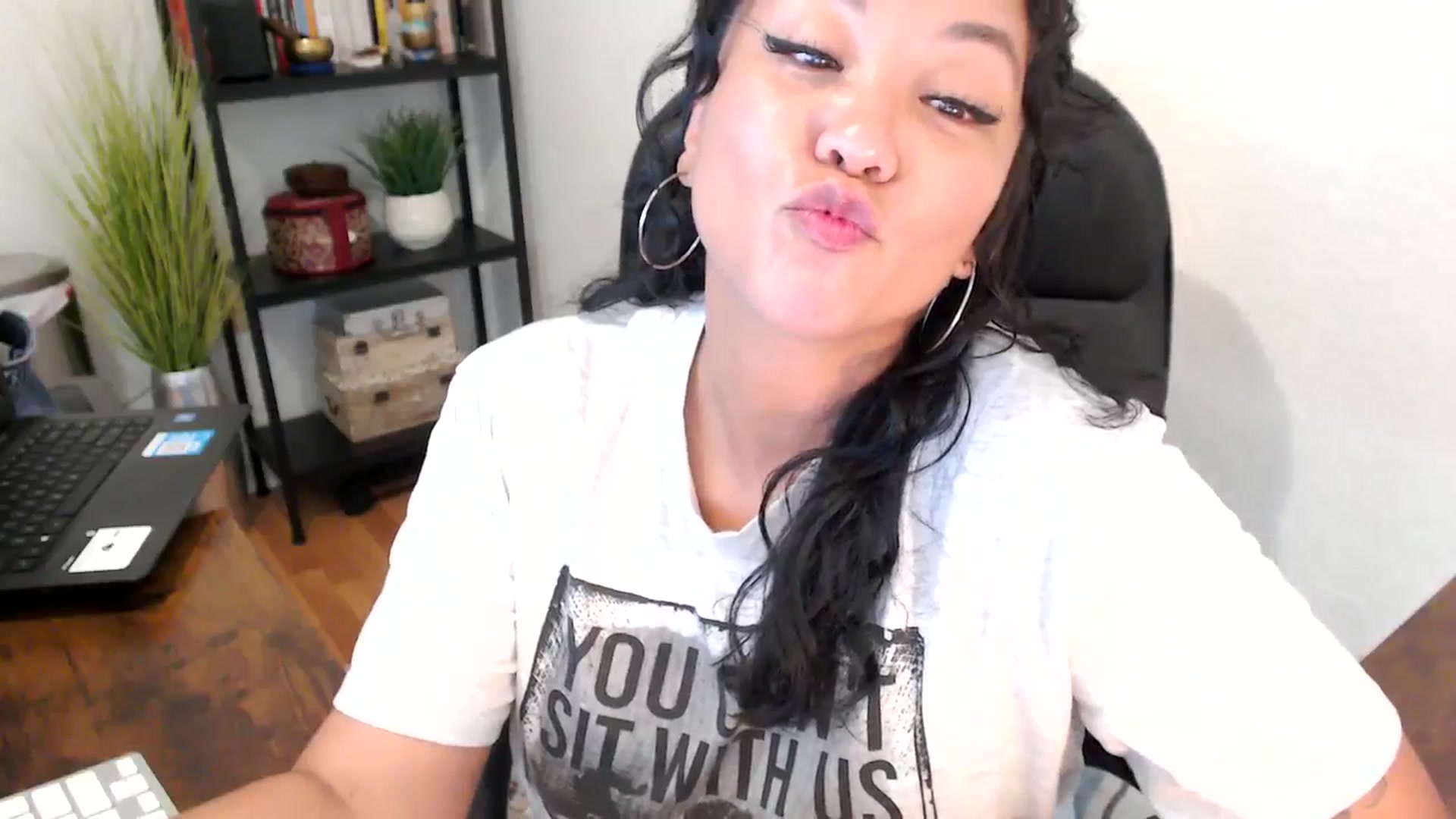 Gallery image thumbnail from MickaylaMinx's myfreecams stream on, 09/13/2024, 19:52 image 2 of 20