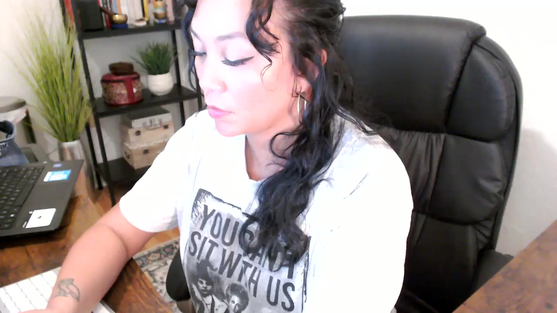 Gallery image thumbnail from MickaylaMinx's myfreecams stream on, 09/13/2024, 20:36 image 2 of 20
