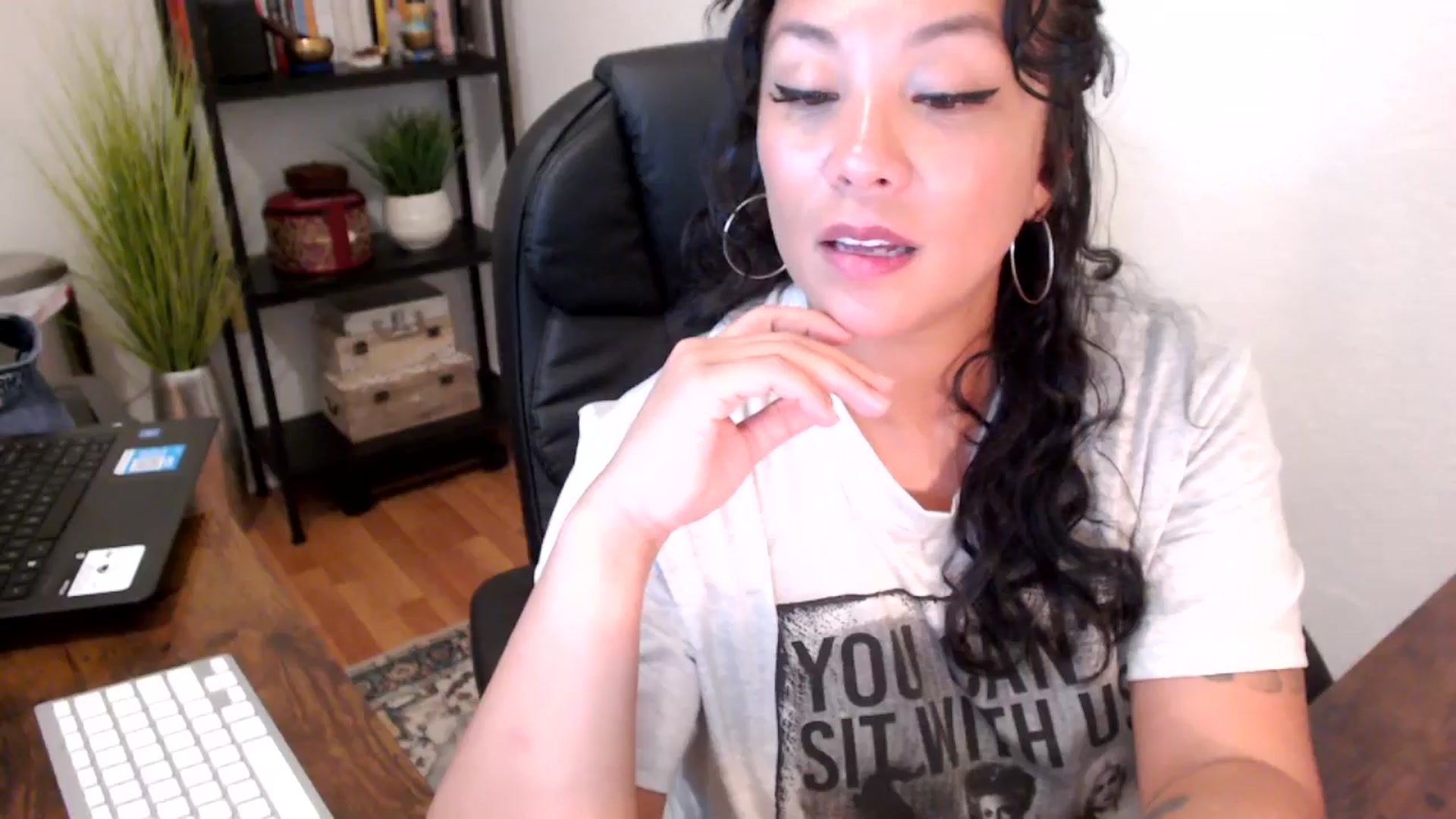 Gallery image thumbnail from MickaylaMinx's myfreecams stream on, 09/13/2024, 20:36 image 17 of 20