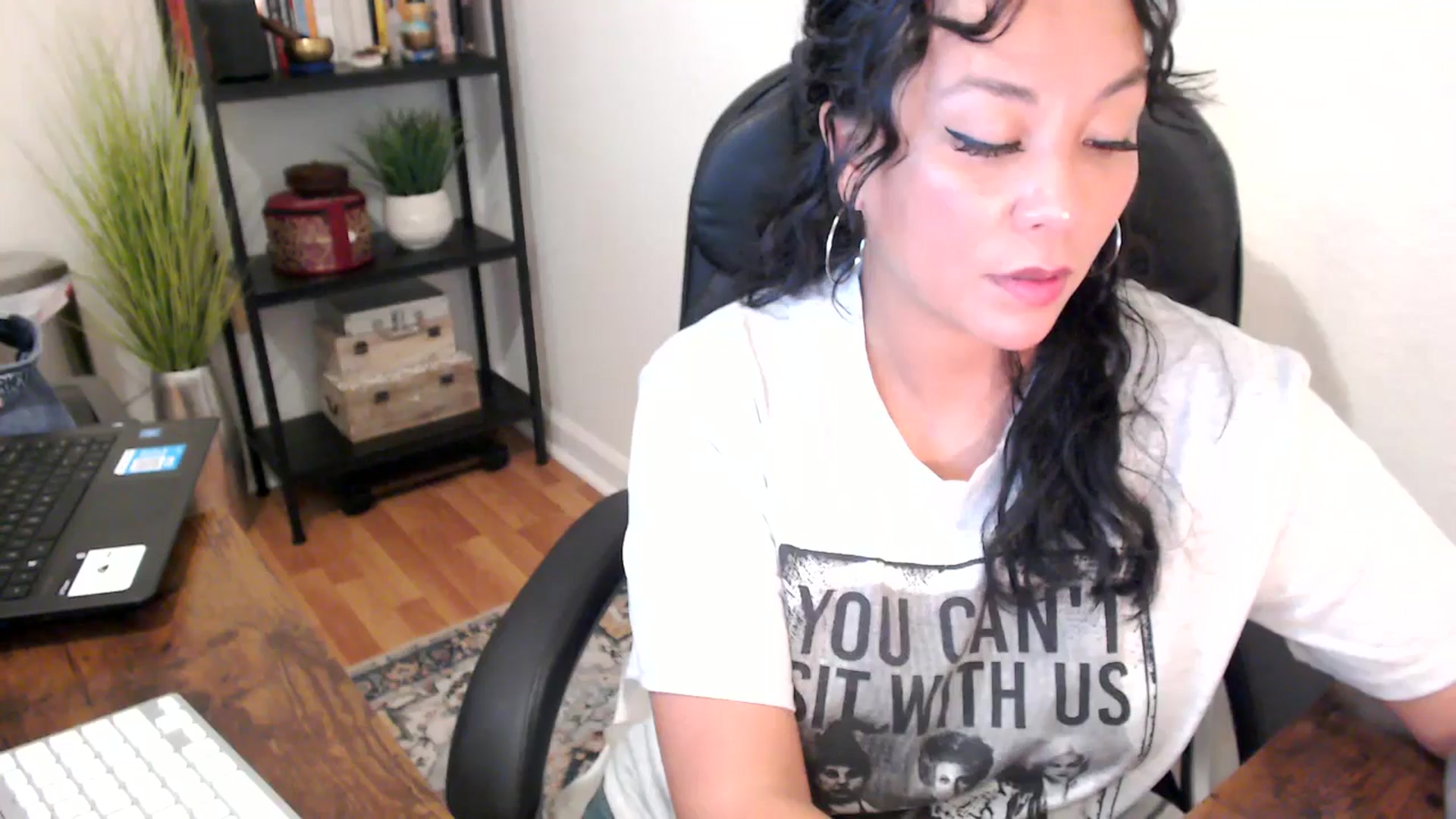 Gallery image thumbnail from MickaylaMinx's myfreecams stream on, 09/13/2024, 20:36 image 9 of 20