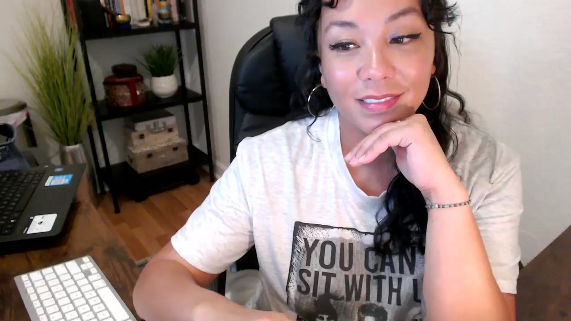 Gallery image thumbnail from MickaylaMinx's myfreecams stream on, 09/13/2024, 20:36 image 15 of 20