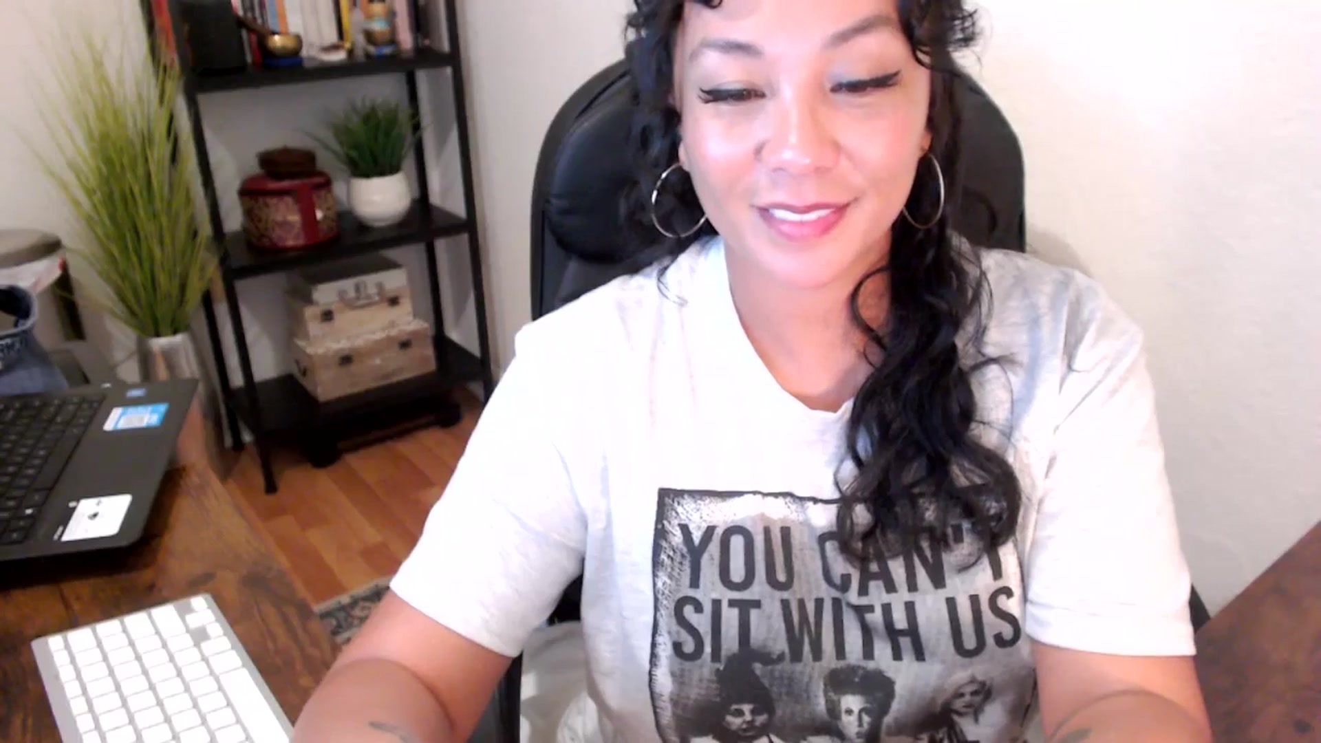 Gallery image thumbnail from MickaylaMinx's myfreecams stream on, 09/13/2024, 20:36 image 18 of 20