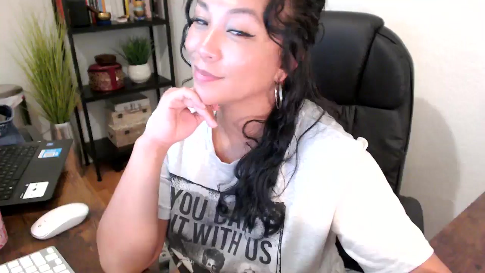 Gallery image thumbnail from MickaylaMinx's myfreecams stream on, 09/13/2024, 21:43 image 2 of 20