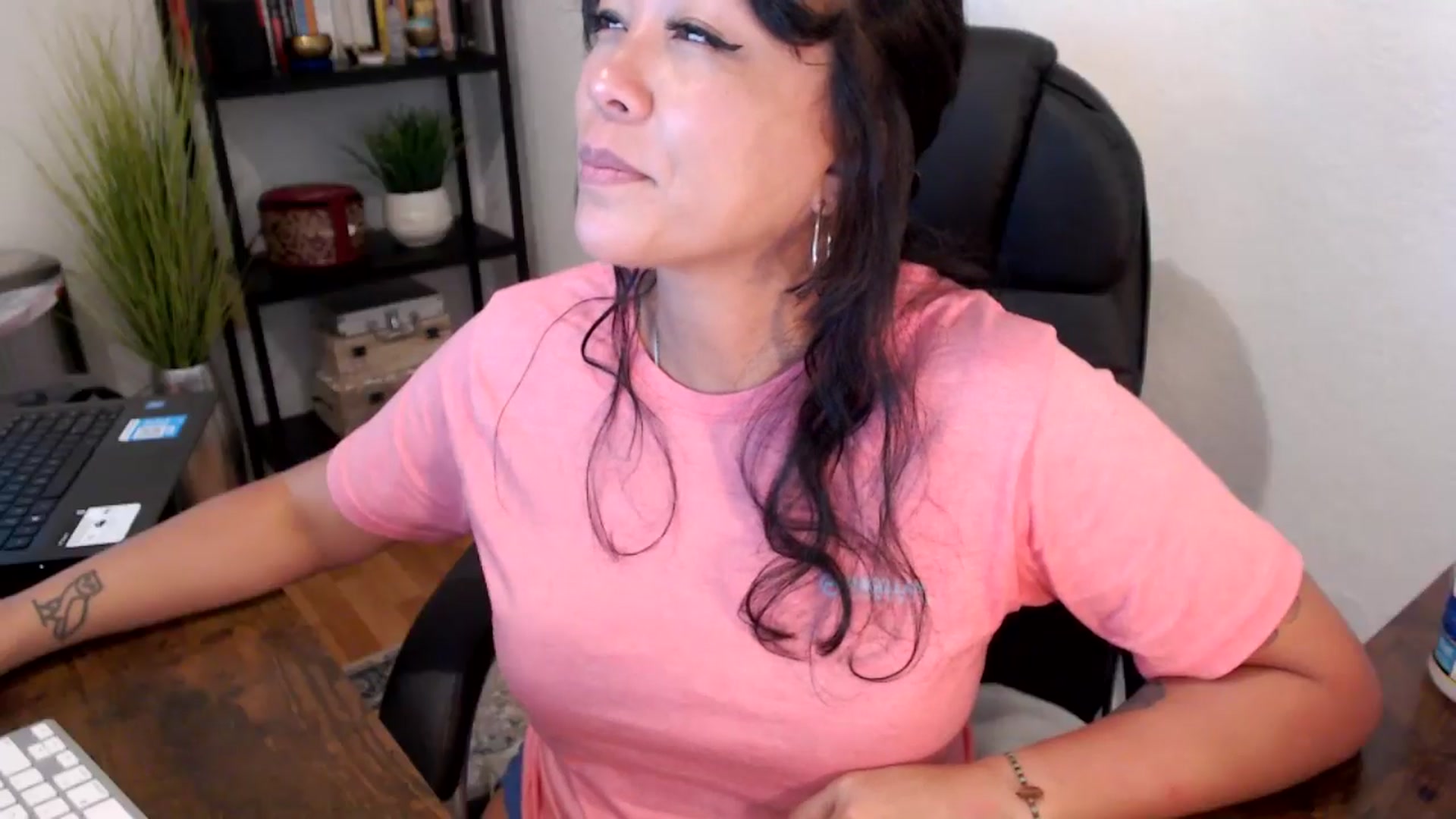 Gallery image thumbnail from MickaylaMinx's myfreecams stream on, 09/16/2024, 17:25 image 12 of 20
