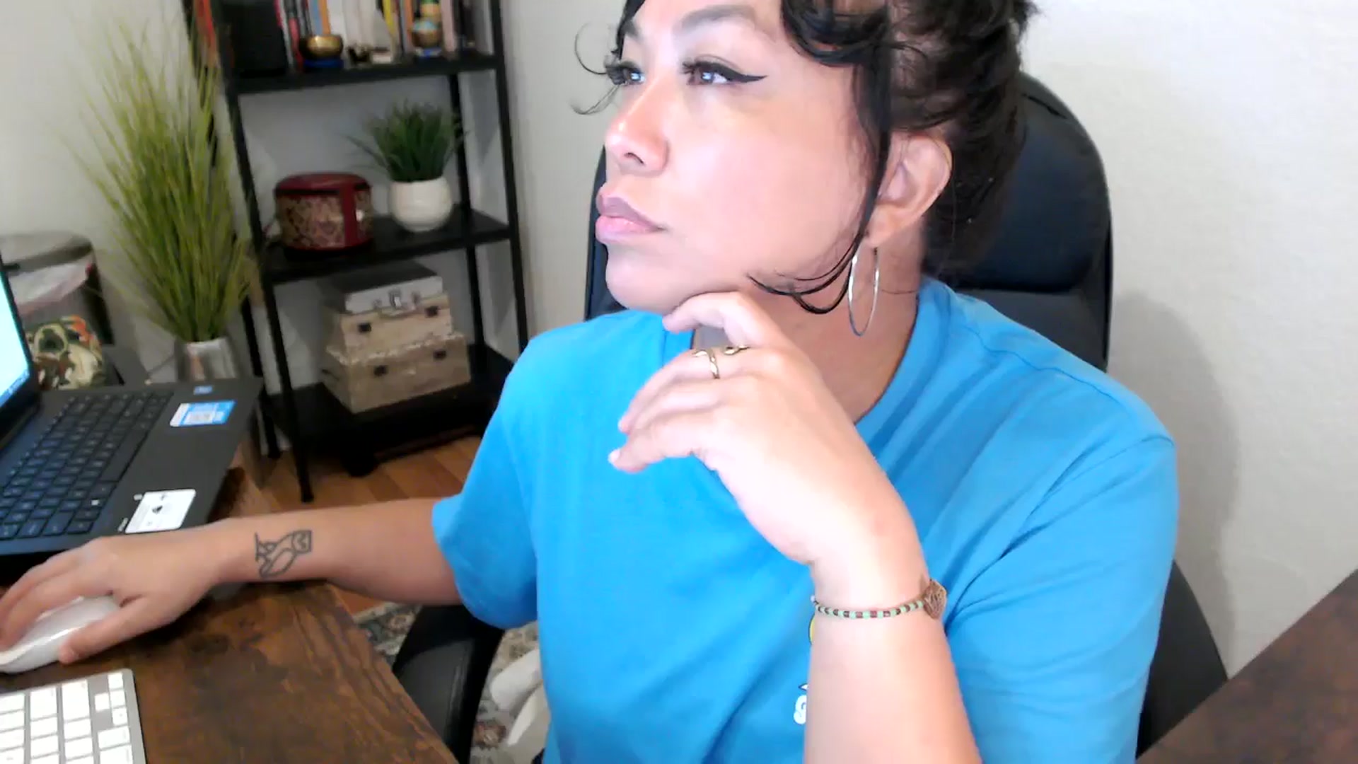 Gallery image thumbnail from MickaylaMinx's myfreecams stream on, 09/17/2024, 15:21 image 6 of 20