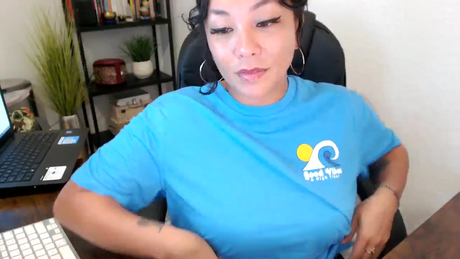 Gallery image thumbnail from MickaylaMinx's myfreecams stream on, 09/17/2024, 15:59 image 20 of 20