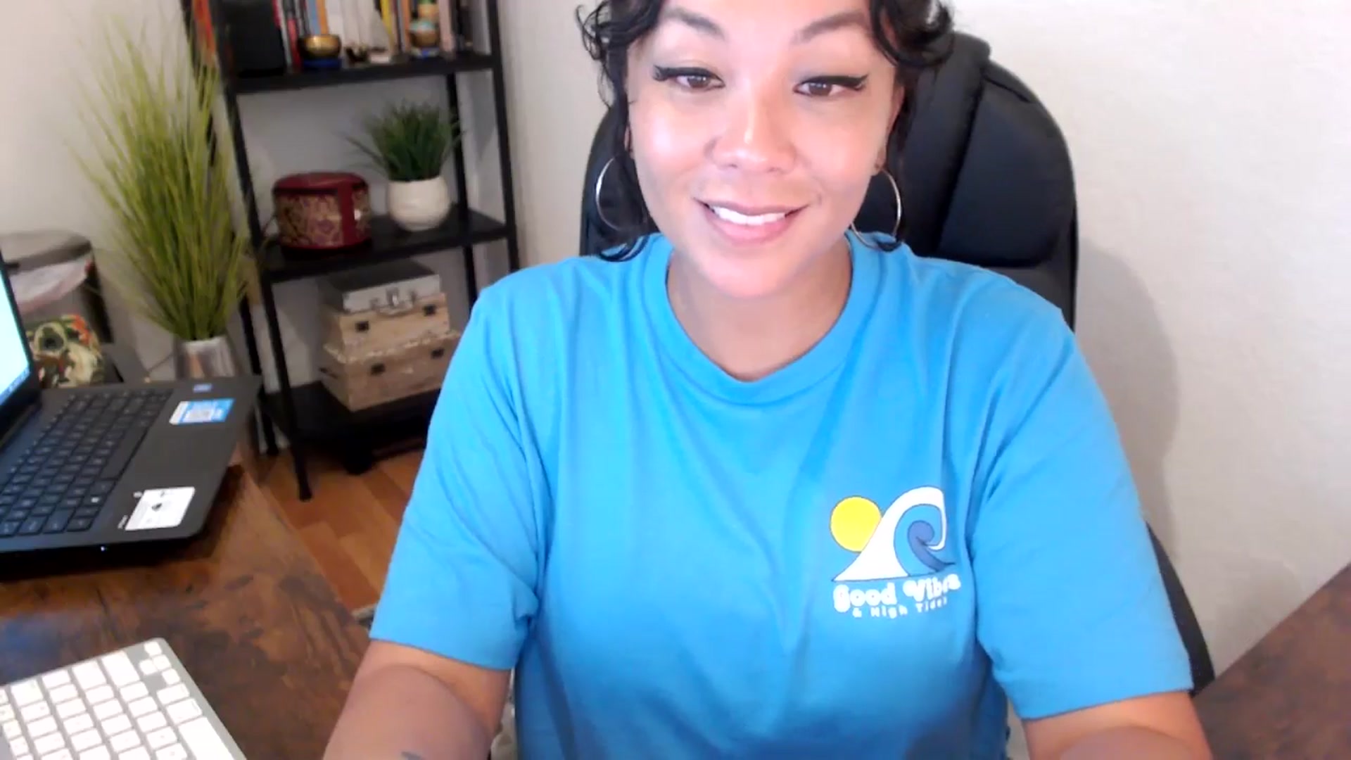 Gallery image thumbnail from MickaylaMinx's myfreecams stream on, 09/17/2024, 15:59 image 11 of 20
