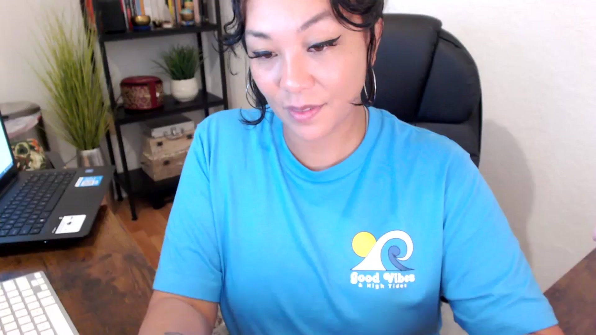 Gallery image thumbnail from MickaylaMinx's myfreecams stream on, 09/17/2024, 15:59 image 1 of 20