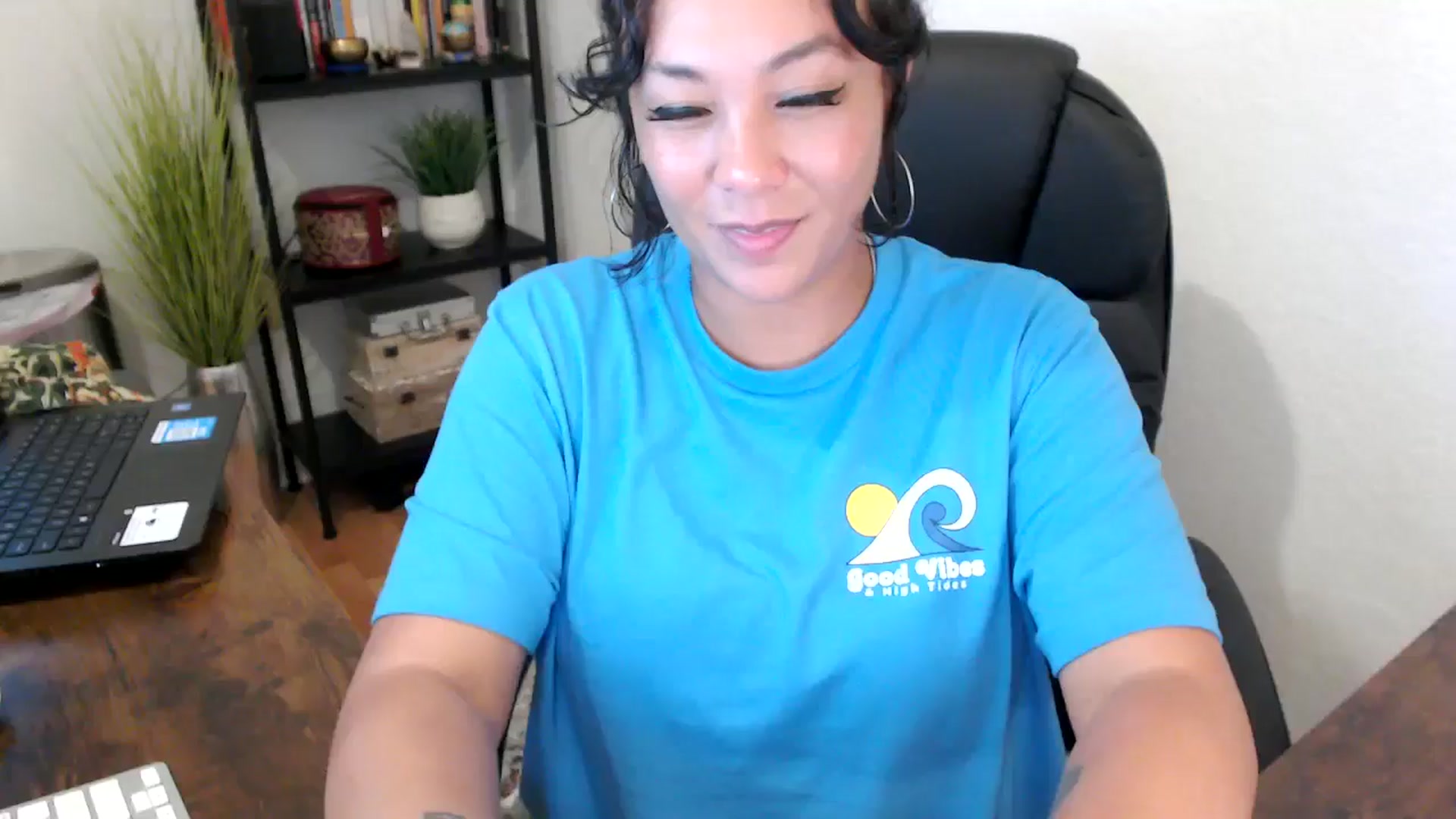 Gallery image thumbnail from MickaylaMinx's myfreecams stream on, 09/17/2024, 20:35 image 11 of 20