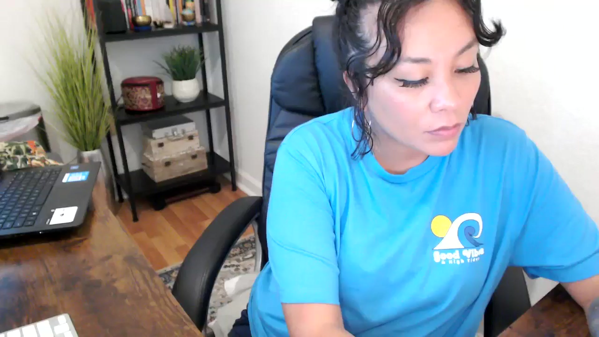 Gallery image thumbnail from MickaylaMinx's myfreecams stream on, 09/17/2024, 20:35 image 13 of 20