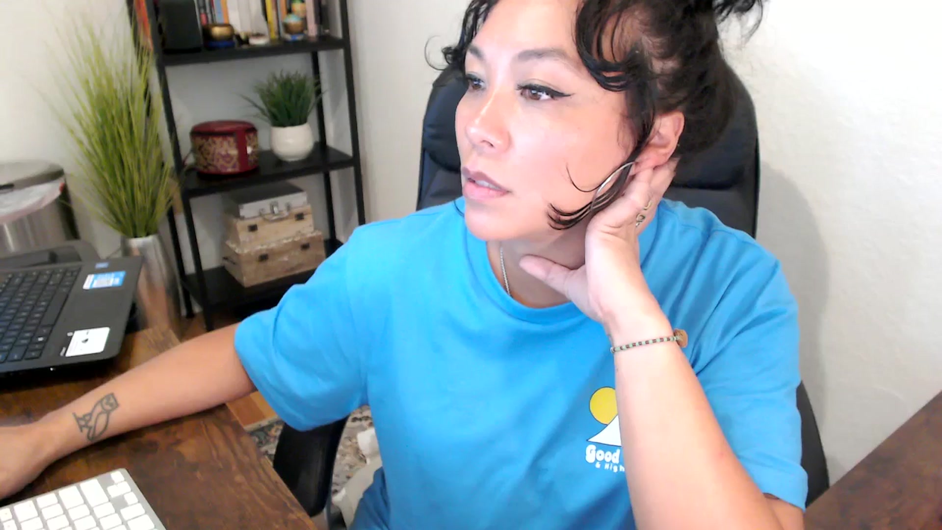 Gallery image thumbnail from MickaylaMinx's myfreecams stream on, 09/17/2024, 21:29 image 3 of 20