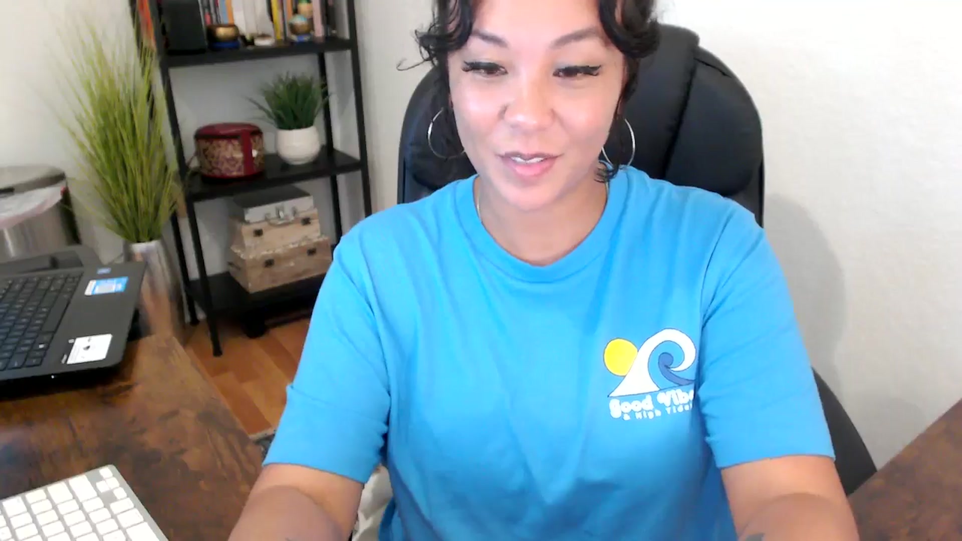 Gallery image thumbnail from MickaylaMinx's myfreecams stream on, 09/17/2024, 21:29 image 15 of 20