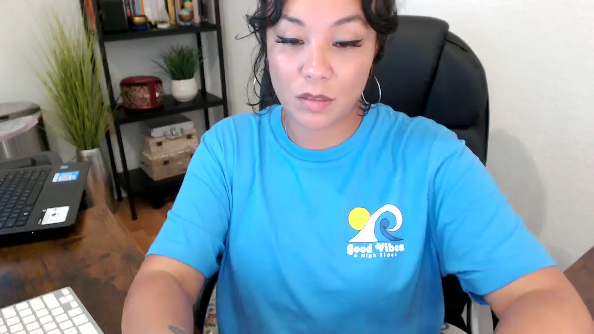 Gallery image thumbnail from MickaylaMinx's myfreecams stream on, 09/17/2024, 21:29 image 7 of 20
