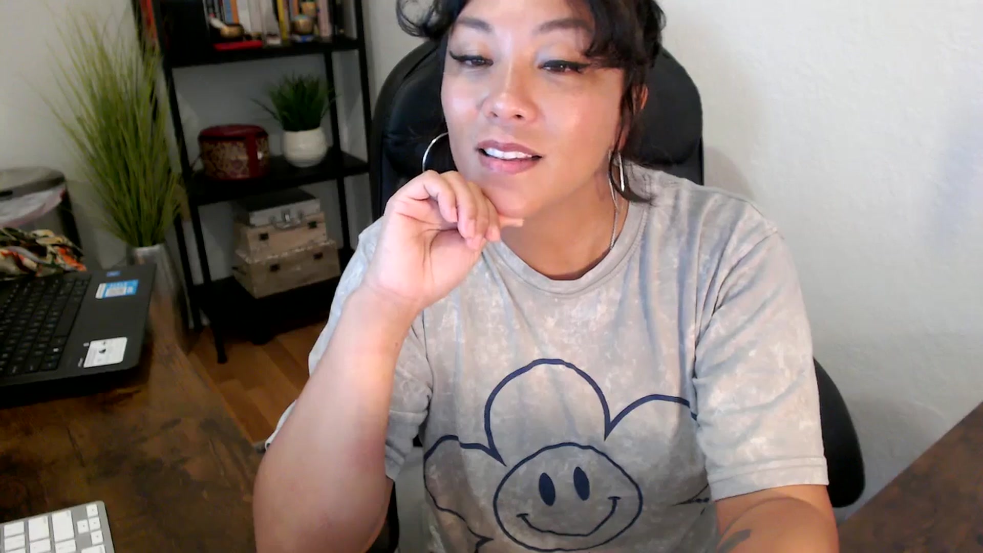Gallery image thumbnail from MickaylaMinx's myfreecams stream on, 09/18/2024, 19:23 image 5 of 20