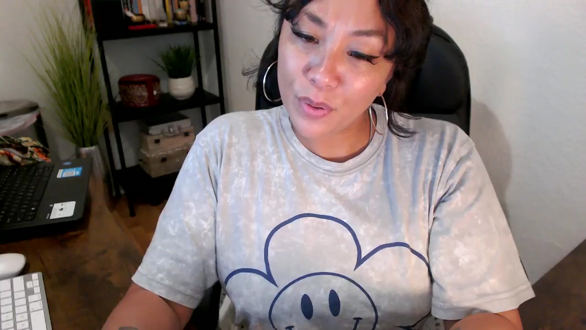 Gallery image thumbnail from MickaylaMinx's myfreecams stream on, 09/18/2024, 20:52 image 16 of 20