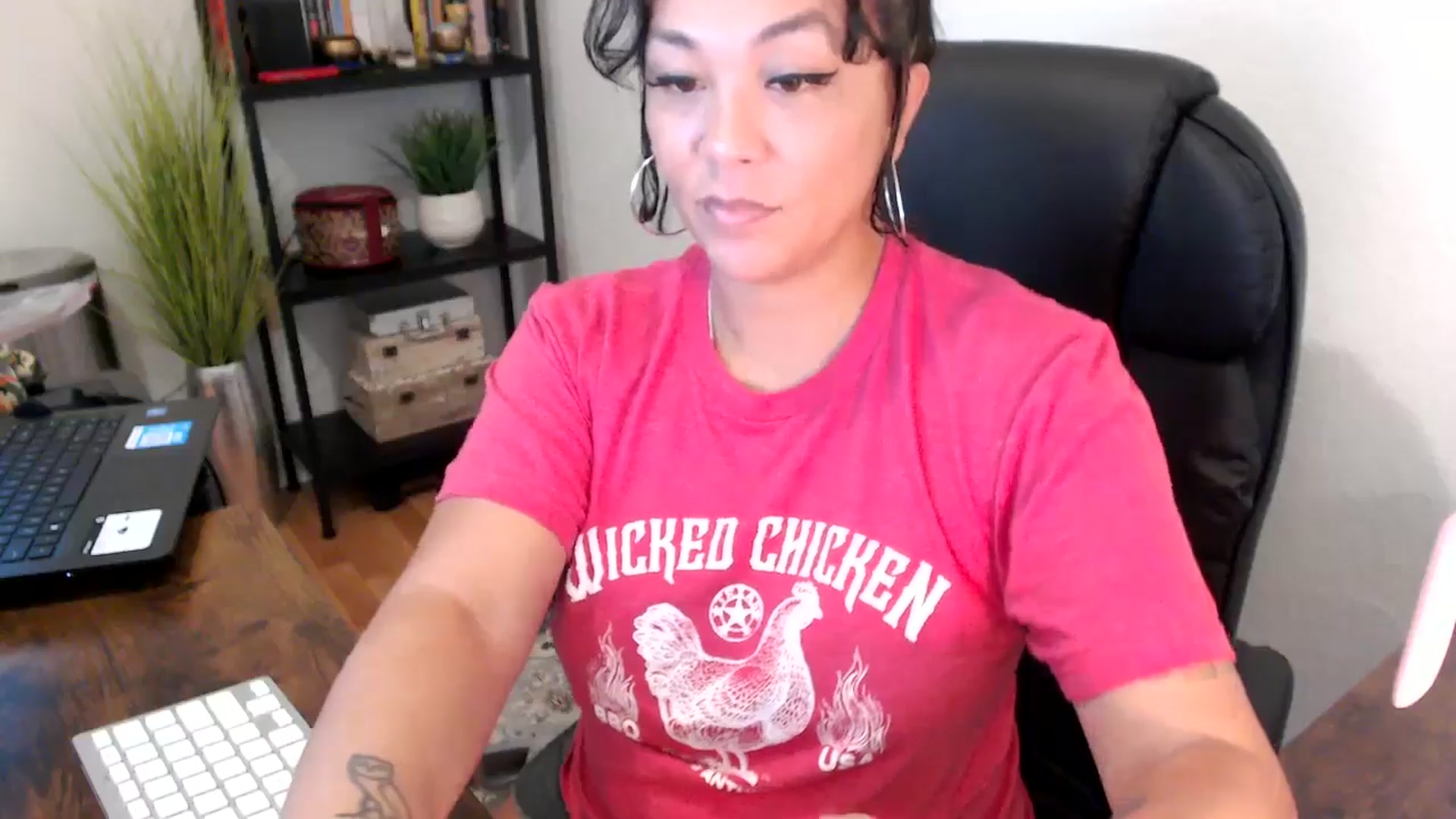 Gallery image thumbnail from MickaylaMinx's myfreecams stream on, 09/19/2024, 15:14 image 8 of 20