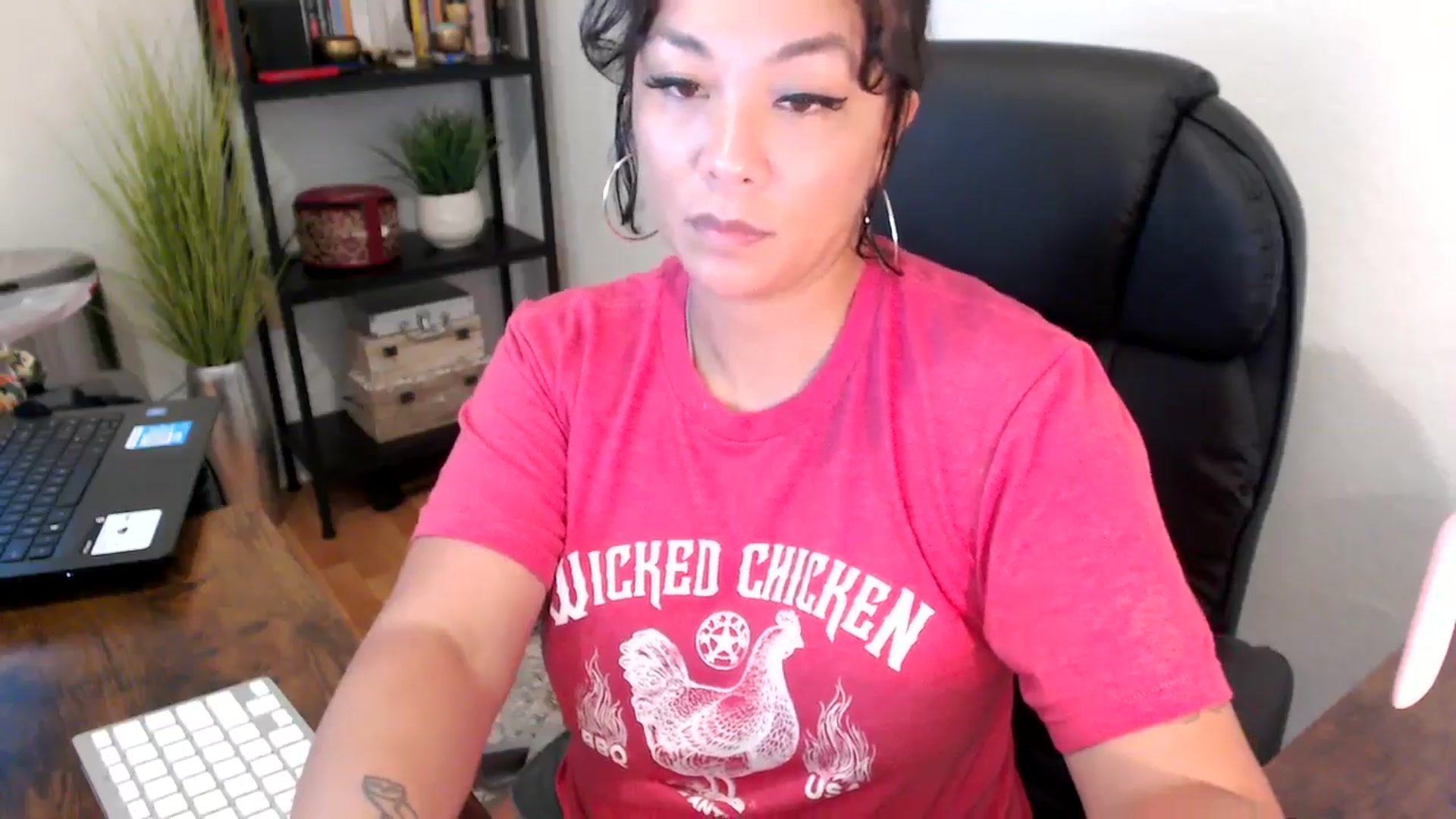 Gallery image thumbnail from MickaylaMinx's myfreecams stream on, 09/19/2024, 15:14 image 7 of 20