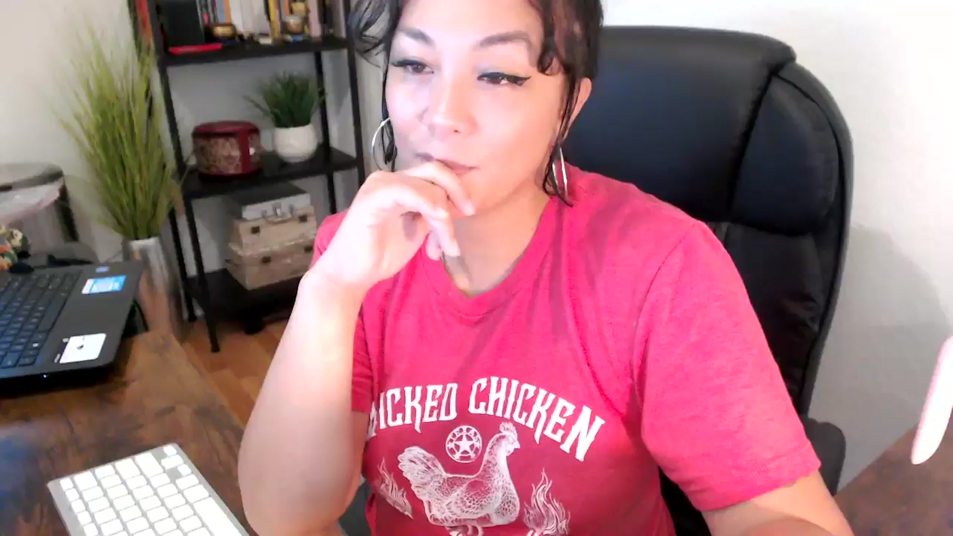 Gallery image thumbnail from MickaylaMinx's myfreecams stream on, 09/19/2024, 15:14 image 9 of 20