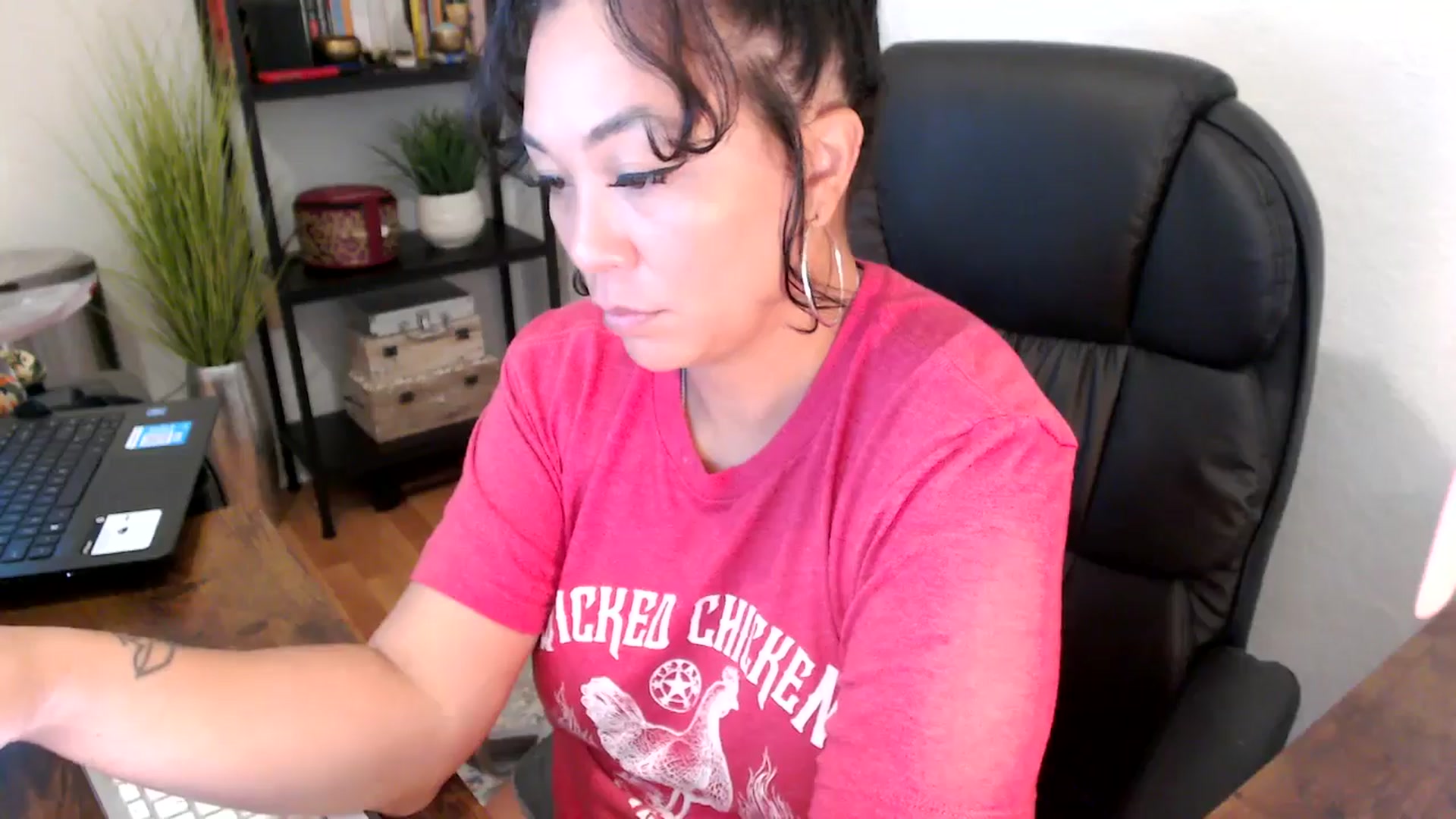 Gallery image thumbnail from MickaylaMinx's myfreecams stream on, 09/19/2024, 15:14 image 4 of 20