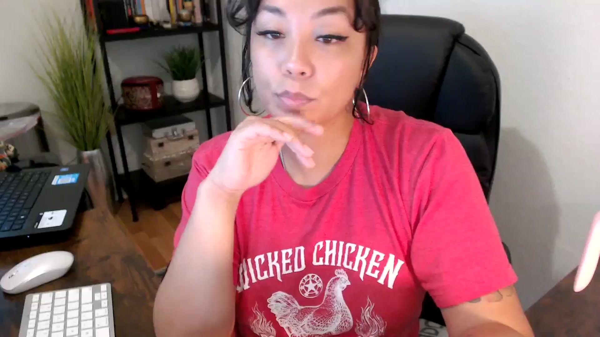 Gallery image thumbnail from MickaylaMinx's myfreecams stream on, 09/19/2024, 15:14 image 13 of 20