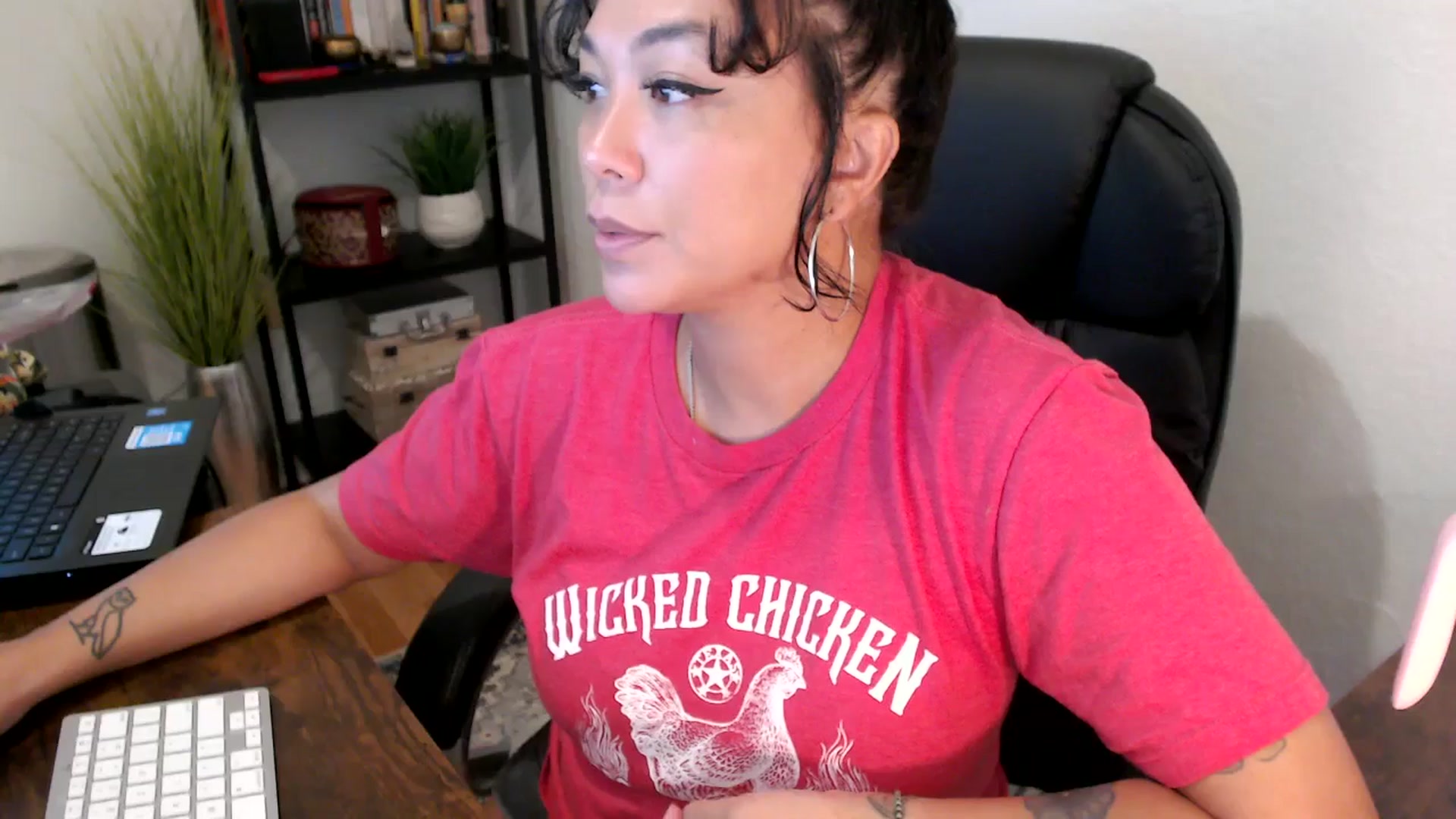 Gallery image thumbnail from MickaylaMinx's myfreecams stream on, 09/19/2024, 15:14 image 14 of 20
