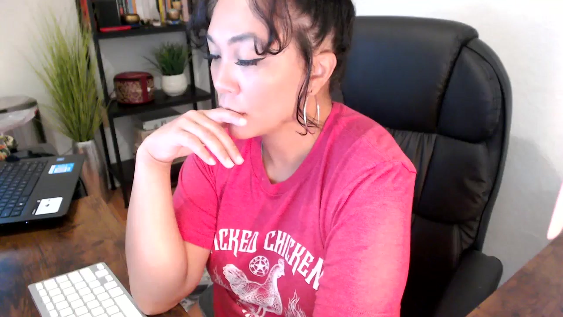 Gallery image thumbnail from MickaylaMinx's myfreecams stream on, 09/19/2024, 15:14 image 3 of 20