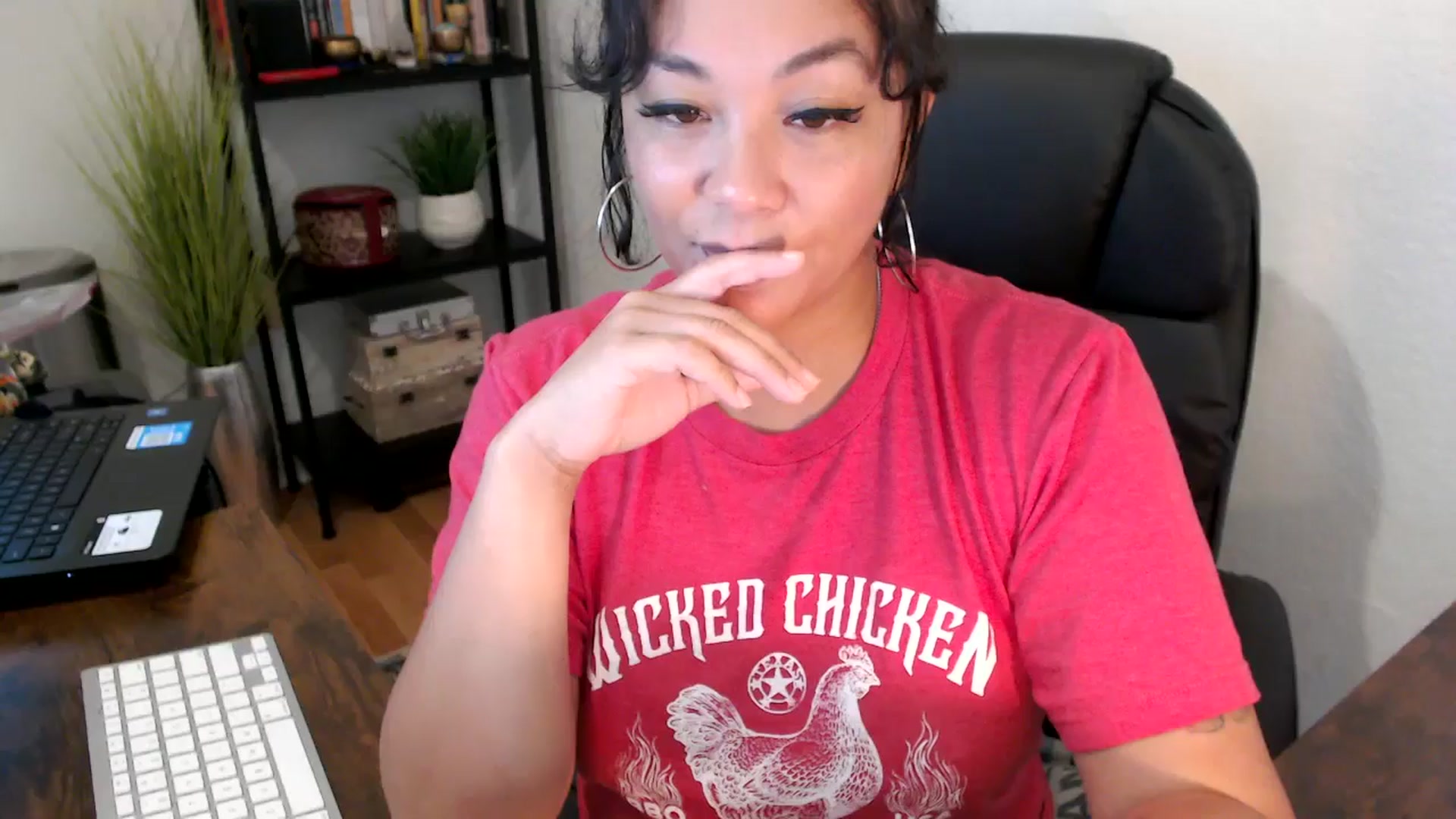 Gallery image thumbnail from MickaylaMinx's myfreecams stream on, 09/19/2024, 16:12 image 15 of 20