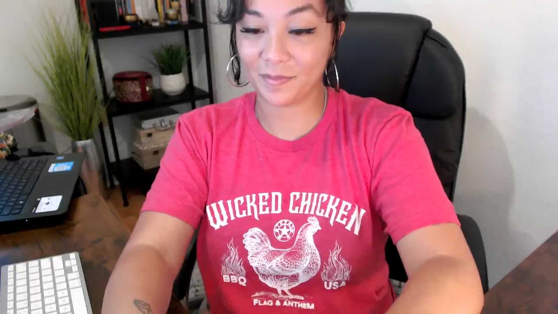 Gallery image thumbnail from MickaylaMinx's myfreecams stream on, 09/19/2024, 16:12 image 11 of 20