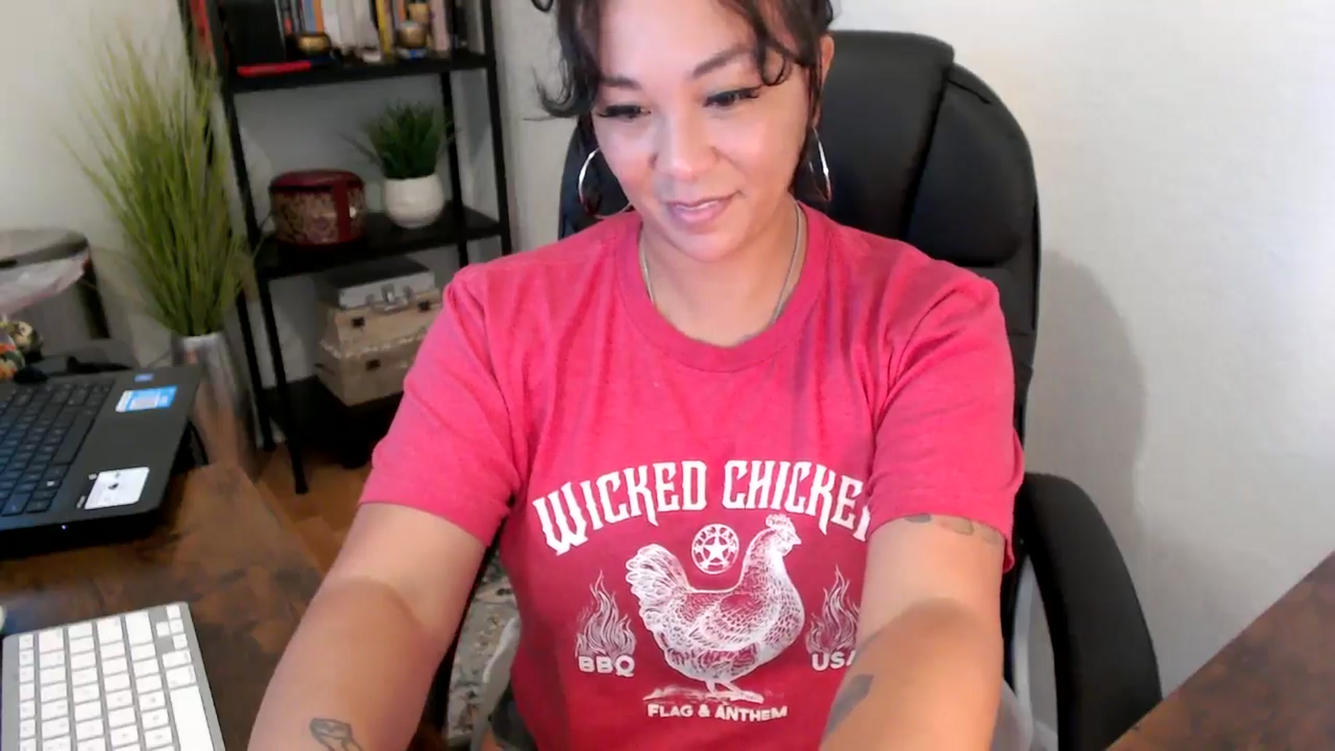 Gallery image thumbnail from MickaylaMinx's myfreecams stream on, 09/19/2024, 16:12 image 5 of 20