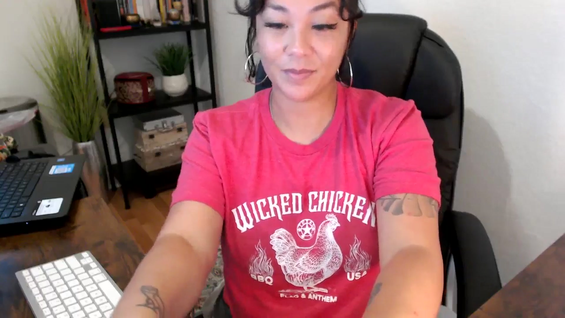 Gallery image thumbnail from MickaylaMinx's myfreecams stream on, 09/19/2024, 16:12 image 3 of 20