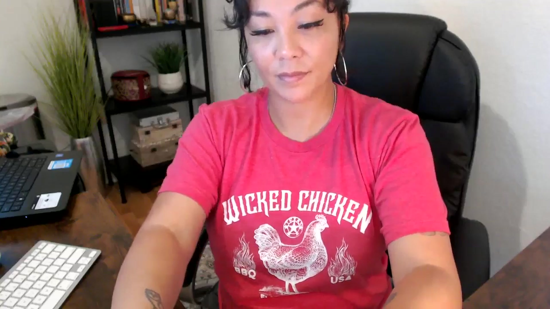 Gallery image thumbnail from MickaylaMinx's myfreecams stream on, 09/19/2024, 16:12 image 19 of 20