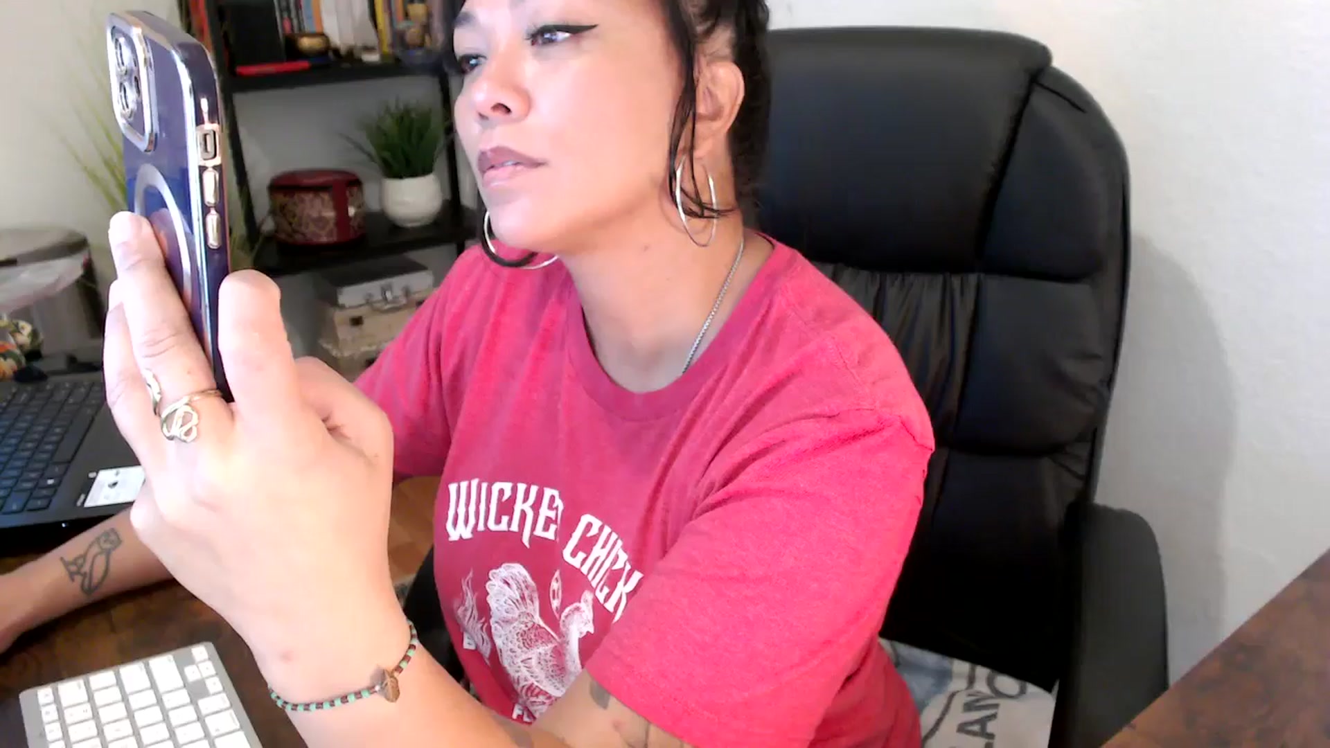 Gallery image thumbnail from MickaylaMinx's myfreecams stream on, 09/19/2024, 16:43 image 5 of 20