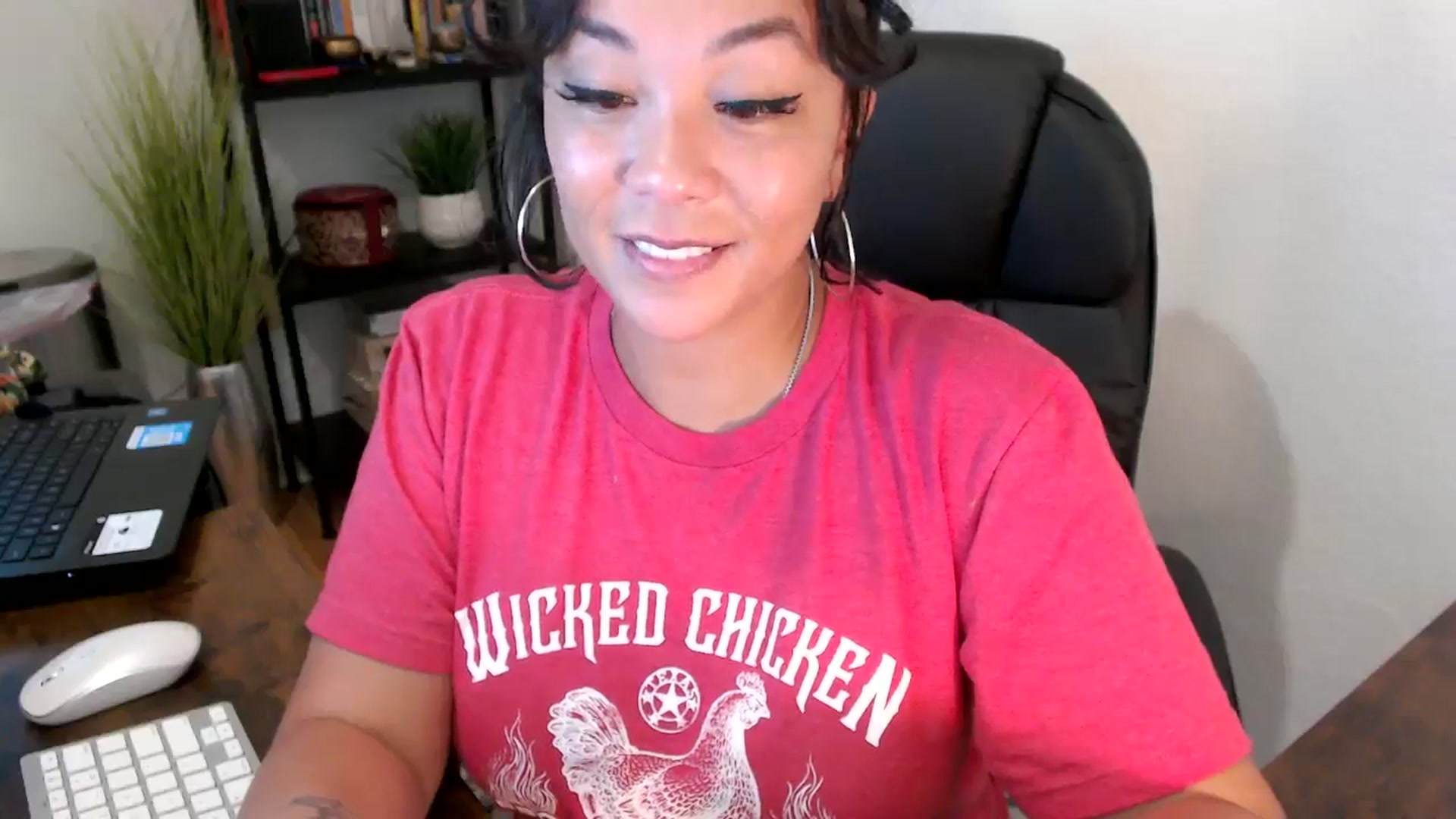 Gallery image thumbnail from MickaylaMinx's myfreecams stream on, 09/19/2024, 17:01 image 20 of 20