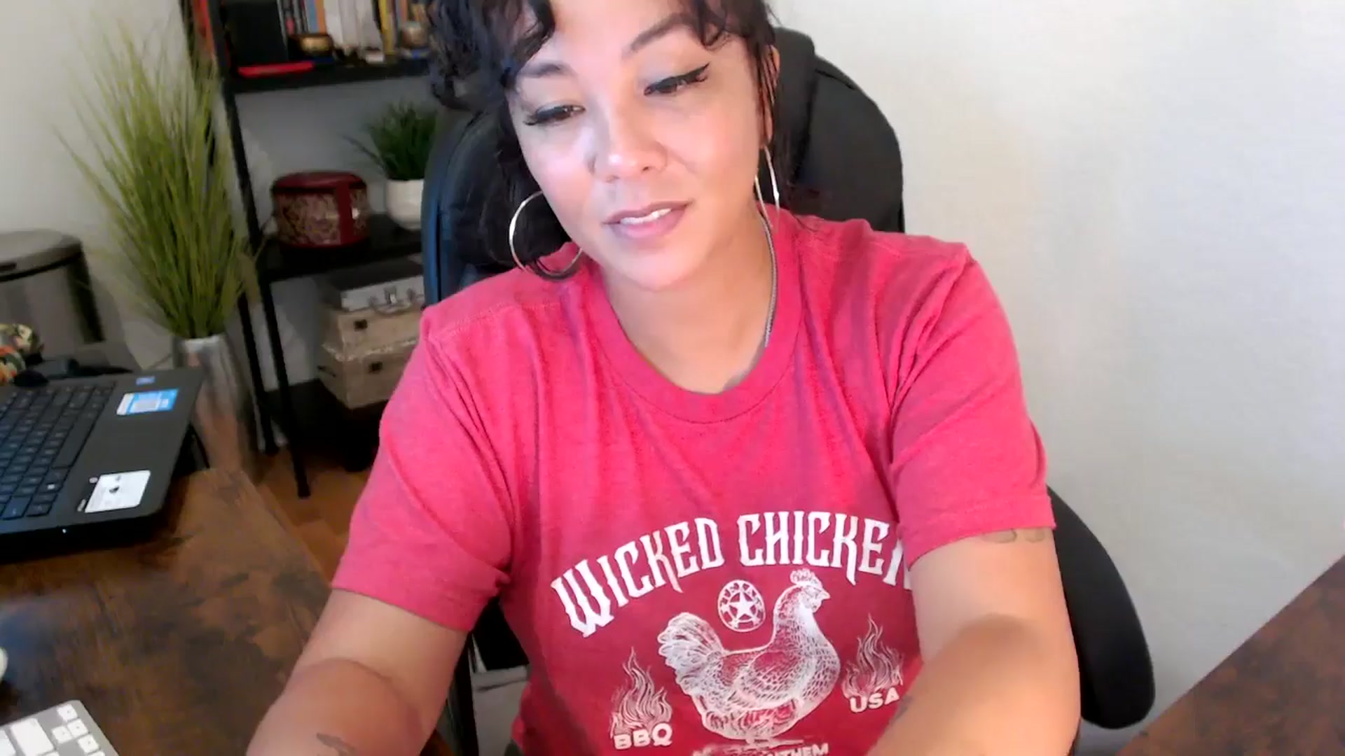Gallery image thumbnail from MickaylaMinx's myfreecams stream on, 09/19/2024, 18:32 image 11 of 20