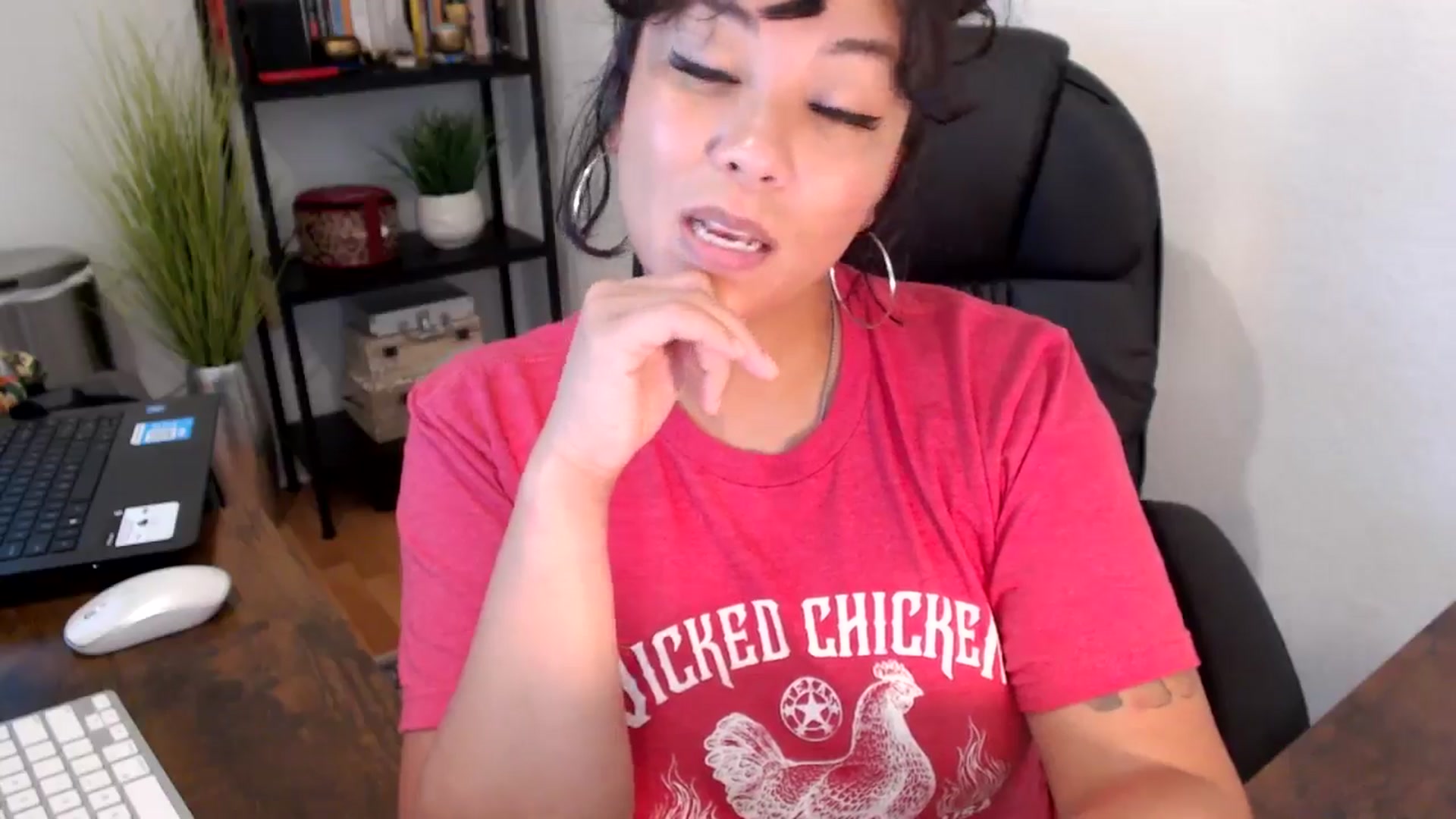 Gallery image thumbnail from MickaylaMinx's myfreecams stream on, 09/19/2024, 18:56 image 18 of 20