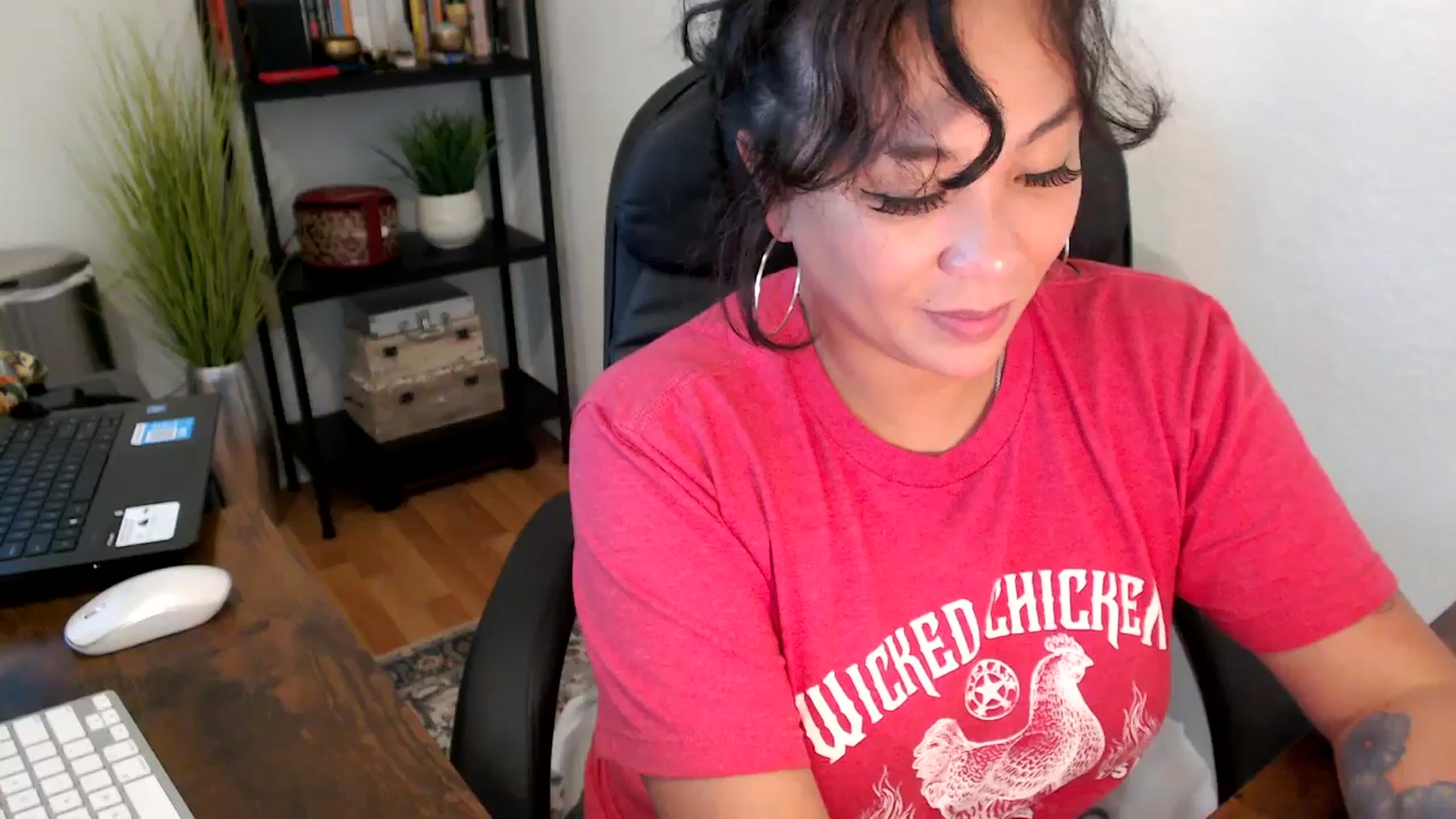 Gallery image thumbnail from MickaylaMinx's myfreecams stream on, 09/19/2024, 18:56 image 20 of 20