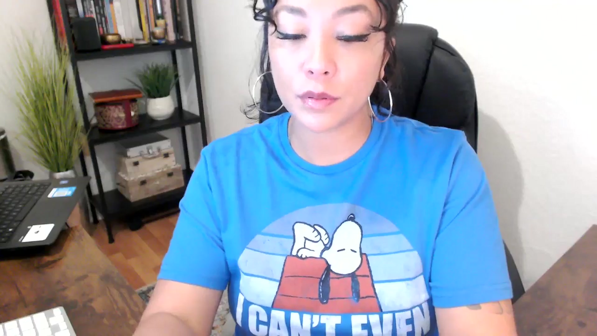 Gallery image thumbnail from MickaylaMinx's myfreecams stream on, 09/23/2024, 15:26 image 15 of 20