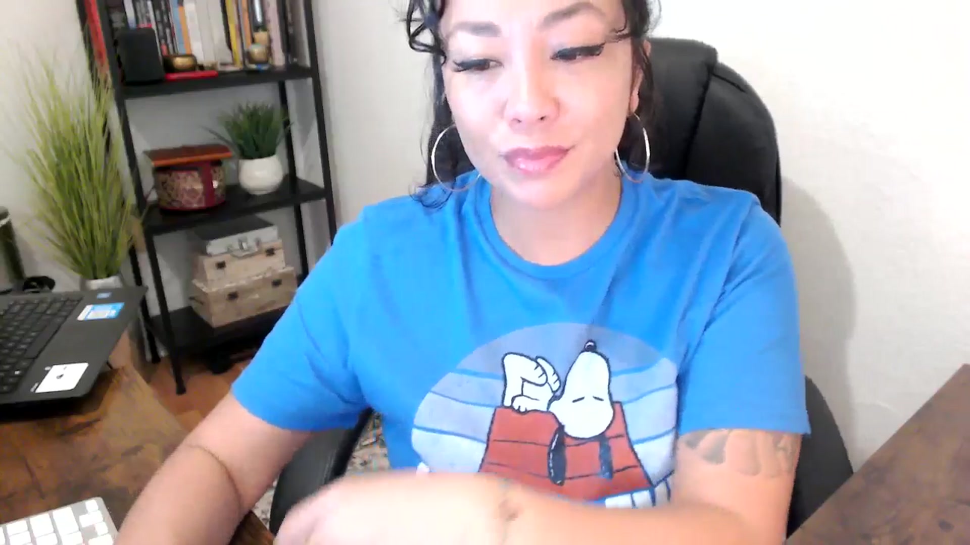 Gallery image thumbnail from MickaylaMinx's myfreecams stream on, 09/23/2024, 15:26 image 12 of 20