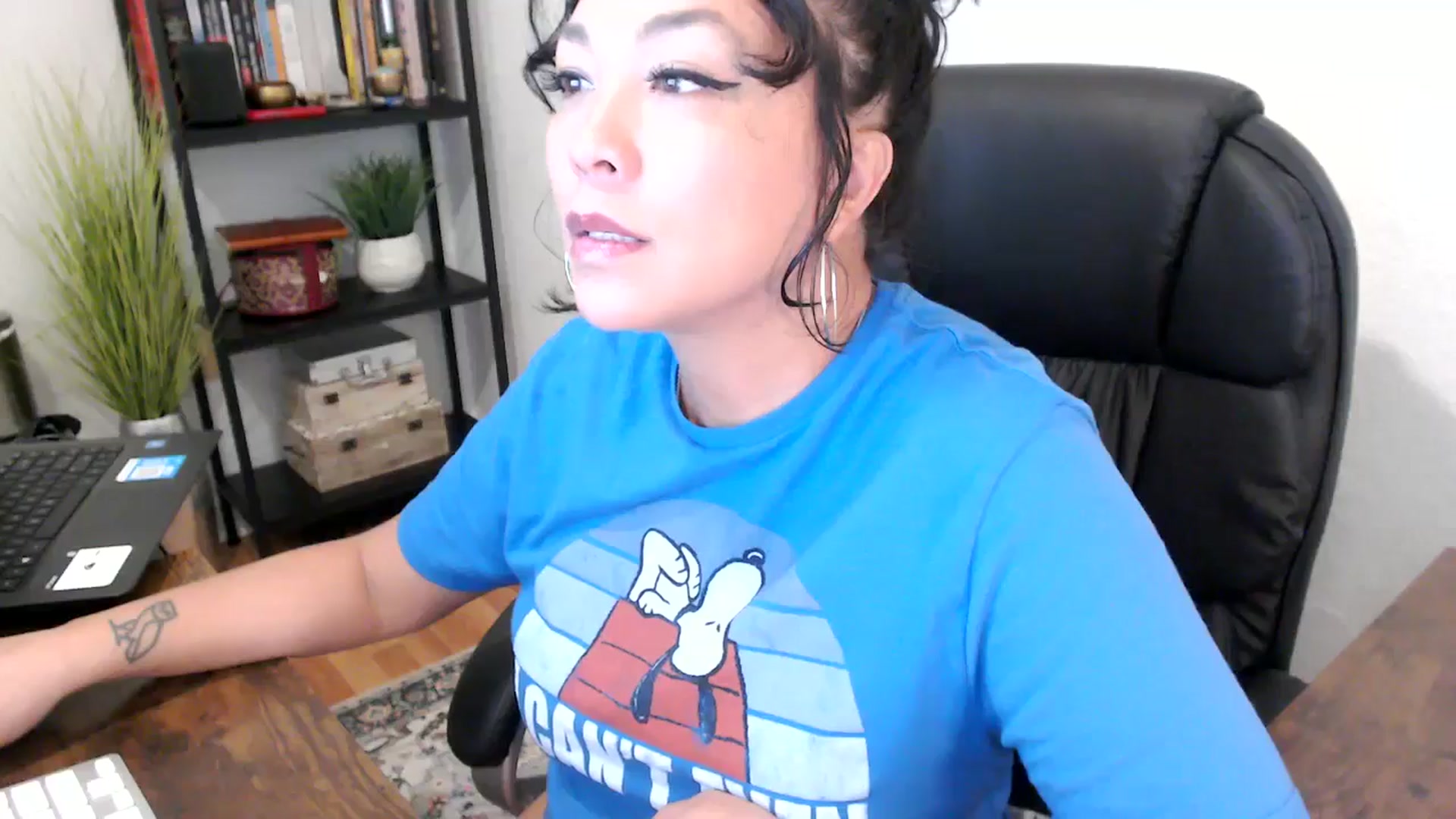 Gallery image thumbnail from MickaylaMinx's myfreecams stream on, 09/23/2024, 16:46 image 16 of 20
