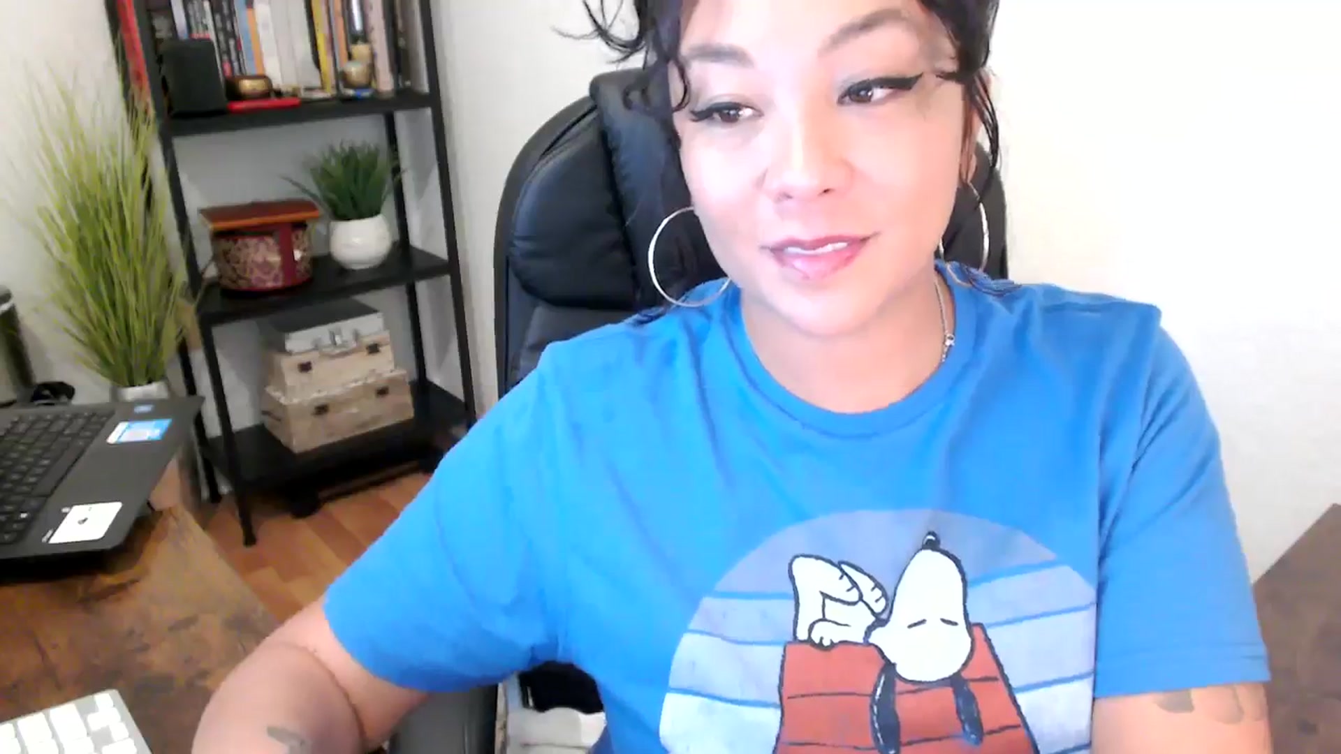 Gallery image thumbnail from MickaylaMinx's myfreecams stream on, 09/23/2024, 16:46 image 10 of 20