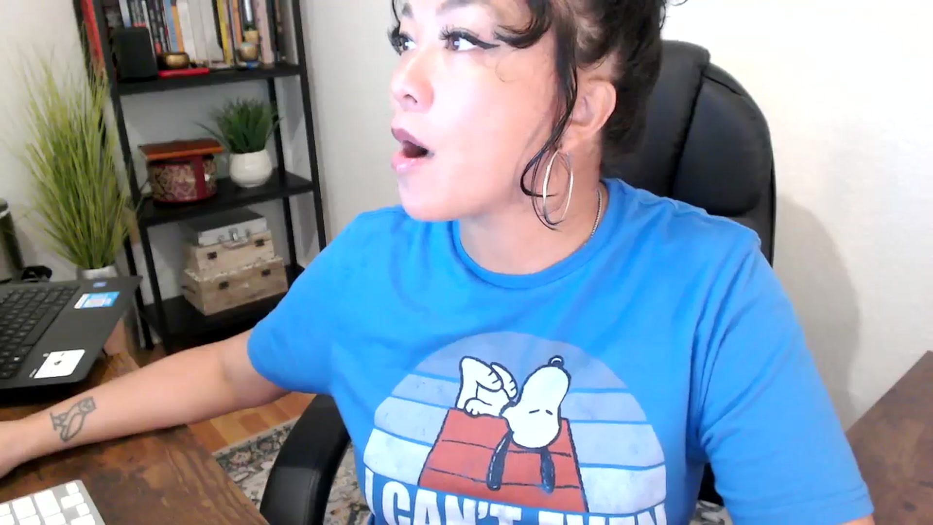 Gallery image thumbnail from MickaylaMinx's myfreecams stream on, 09/23/2024, 16:46 image 15 of 20