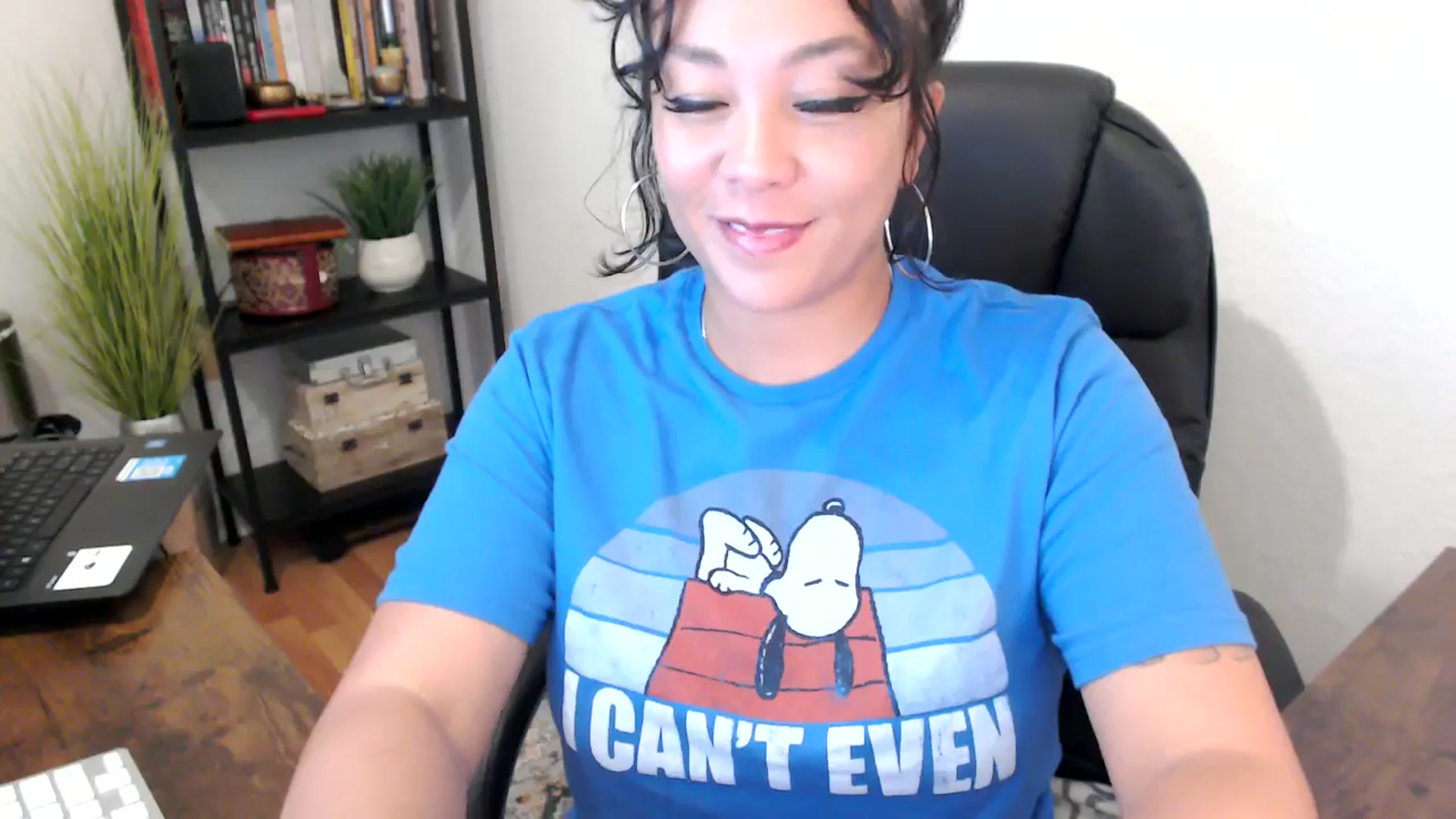 Gallery image thumbnail from MickaylaMinx's myfreecams stream on, 09/23/2024, 16:46 image 6 of 20