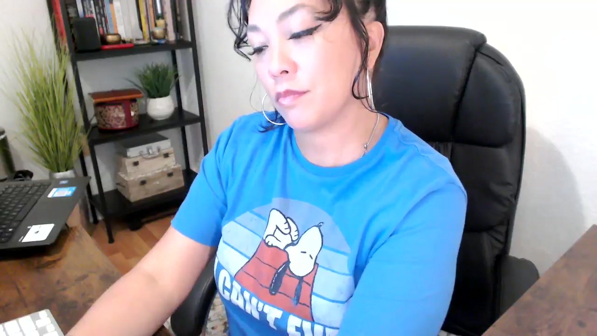 Gallery image thumbnail from MickaylaMinx's myfreecams stream on, 09/23/2024, 16:46 image 18 of 20