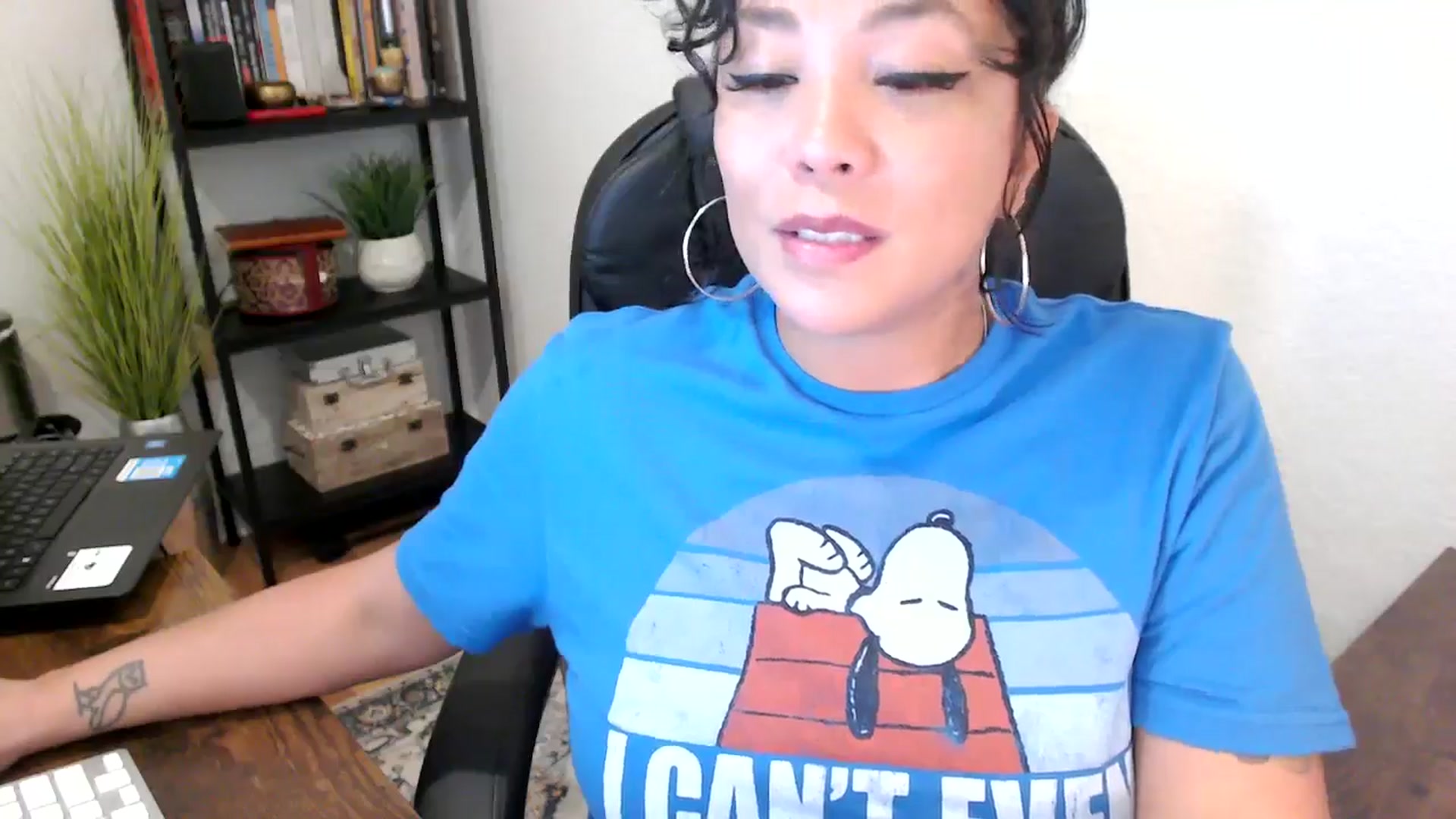 Gallery image thumbnail from MickaylaMinx's myfreecams stream on, 09/23/2024, 16:46 image 13 of 20